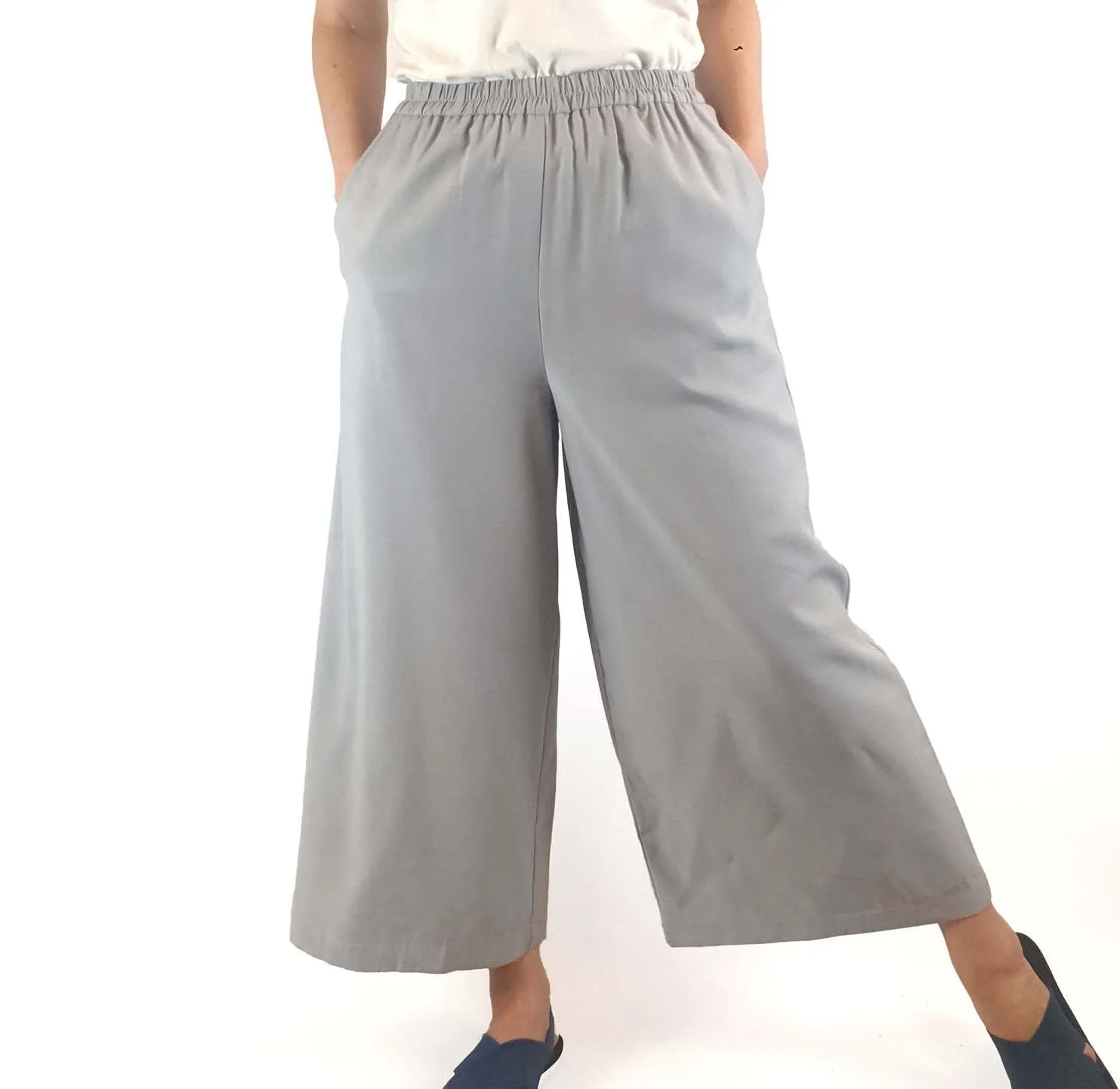 Alpha 60 blue-grey wide leg pants size XS