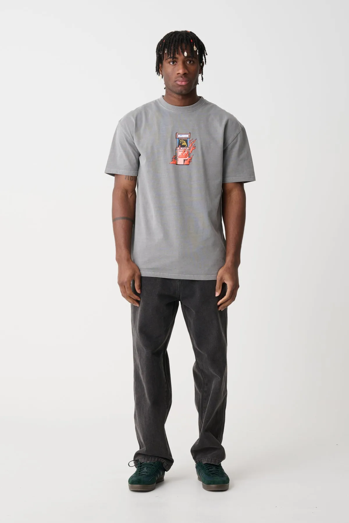 ARCADE TEE - PIGMENT GREY