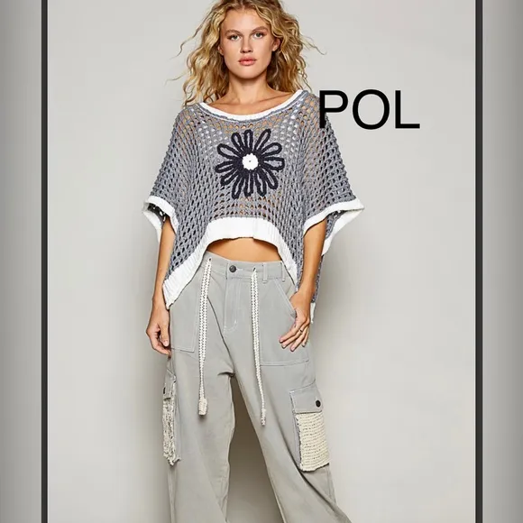 BP30-5💙POL perfection in gray open weave thin top w/blue coral center!Stunning!