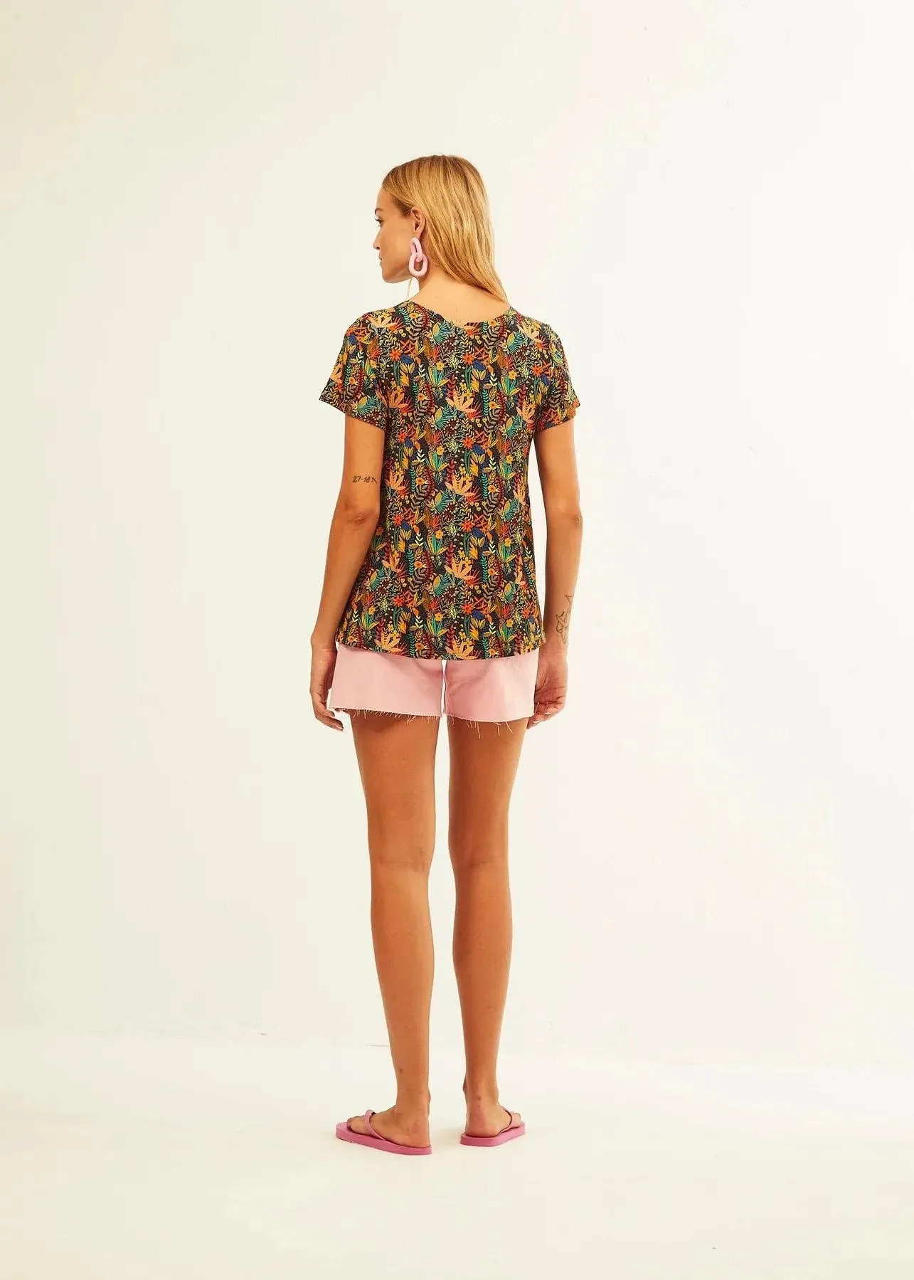 Camiseta Xantik Easy M/C Navy WildFlower