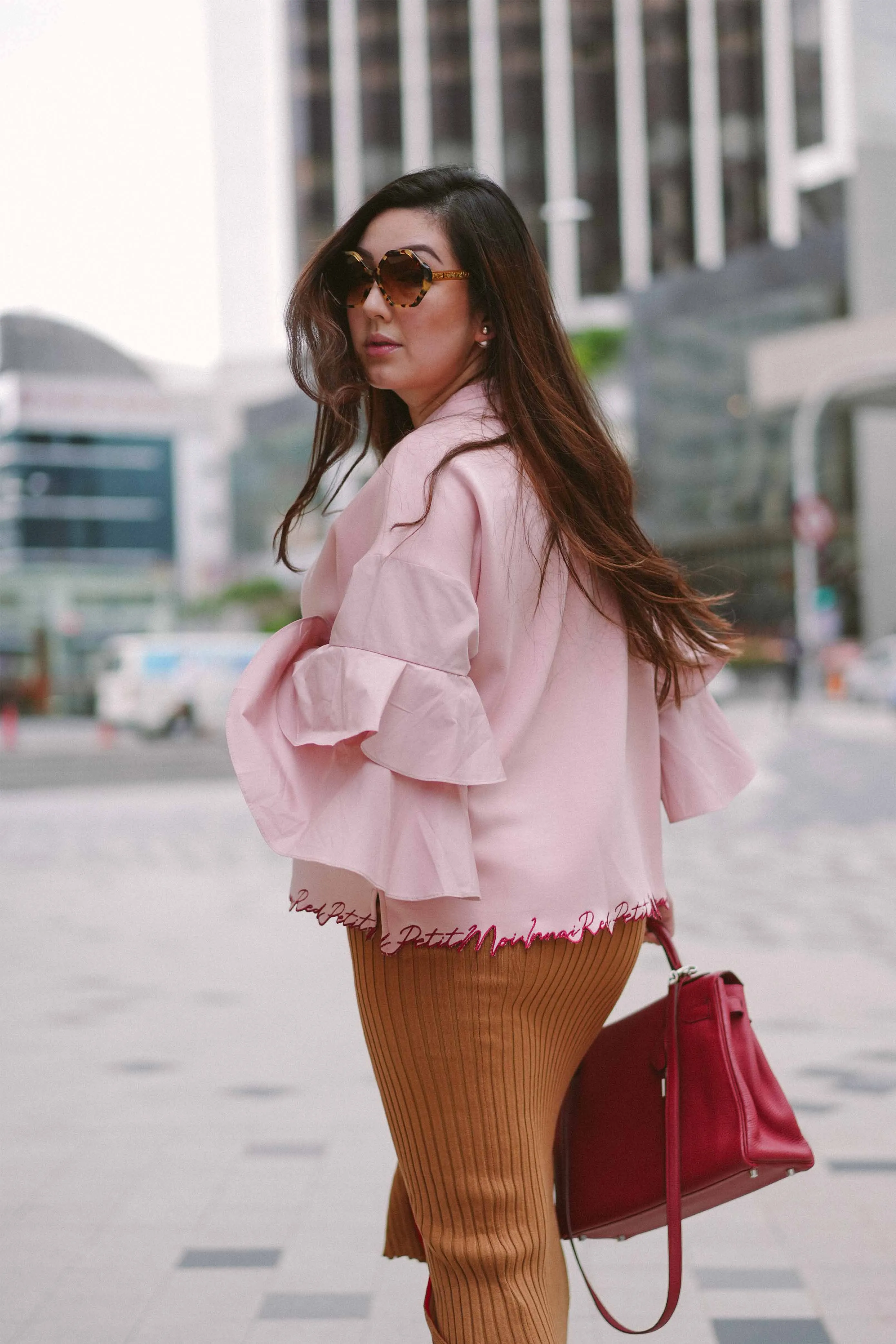 CARRIE IN FLAMINGO