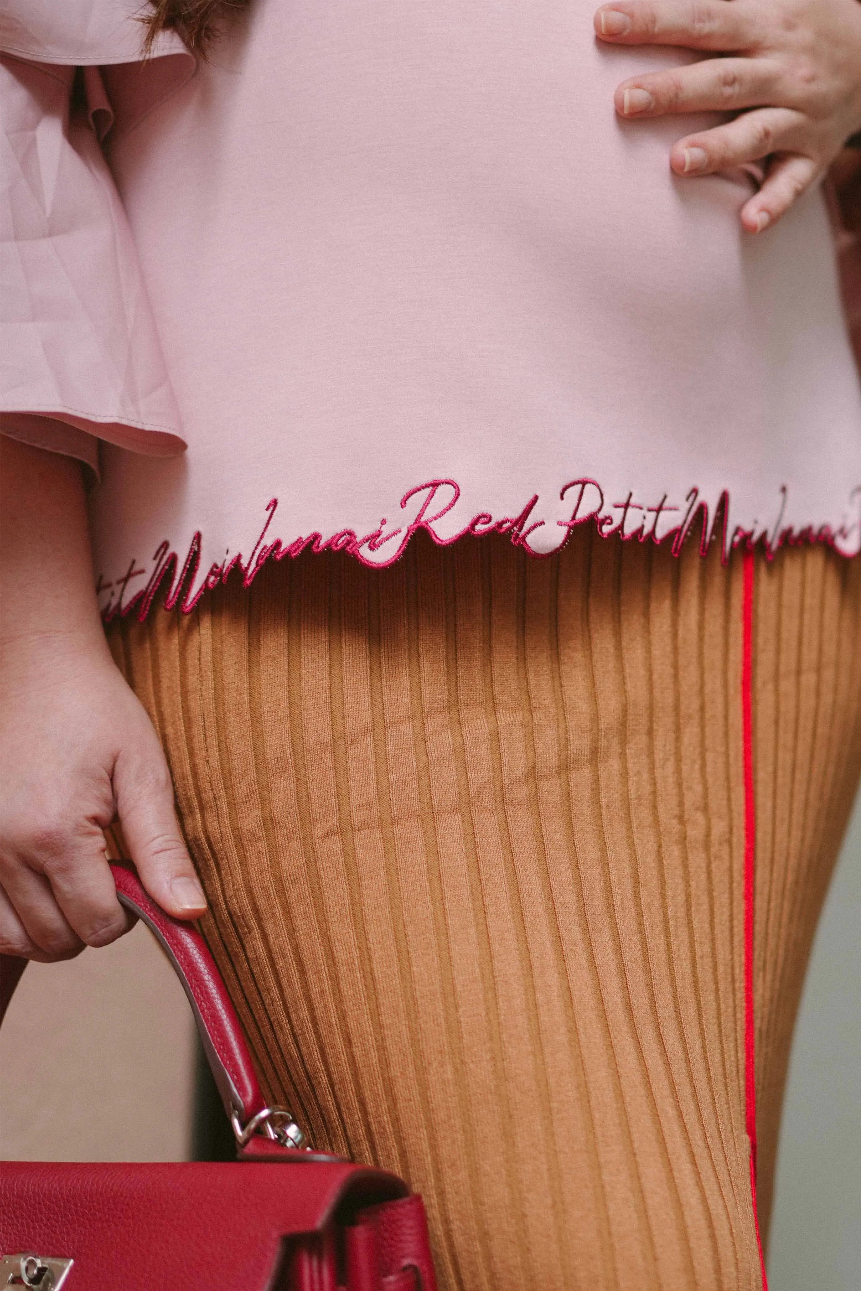 CARRIE IN FLAMINGO