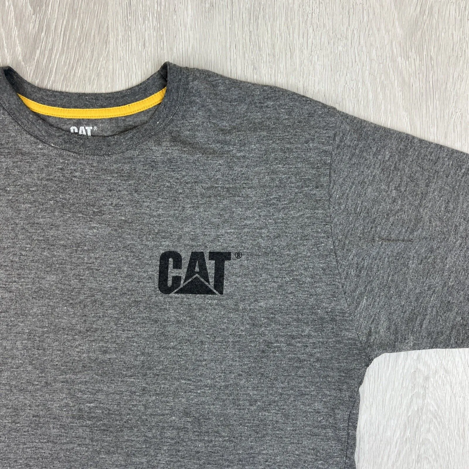 Caterpillar CAT Mens Short Sleeve T-Shirt Bundle Size Large (2 T-Shirts)