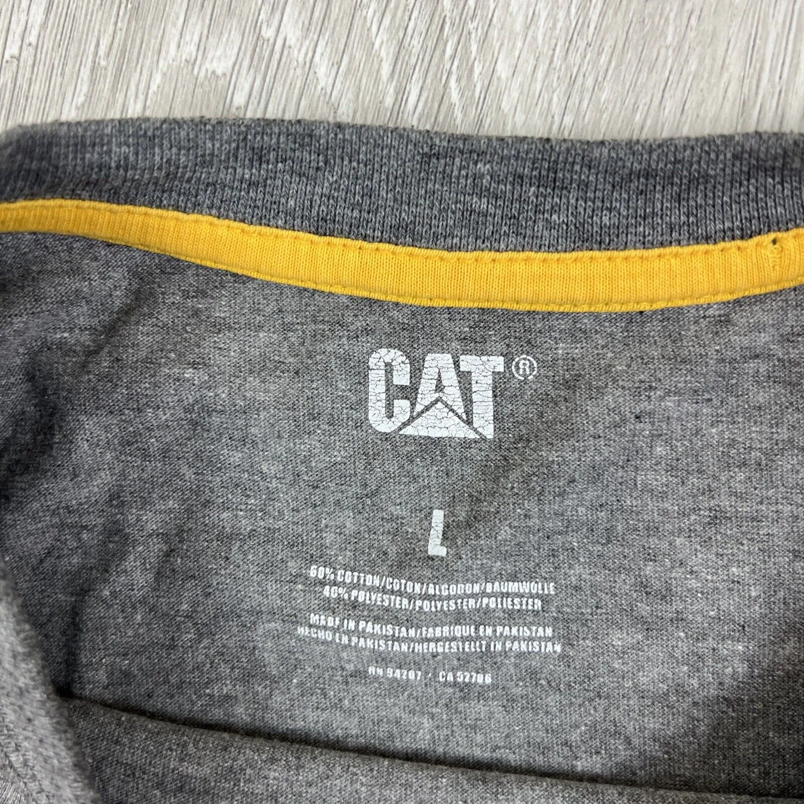 Caterpillar CAT Mens Short Sleeve T-Shirt Bundle Size Large (2 T-Shirts)