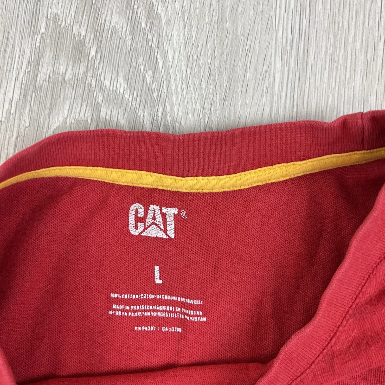 Caterpillar CAT Mens Short Sleeve T-Shirt Bundle Size Large (2 T-Shirts)
