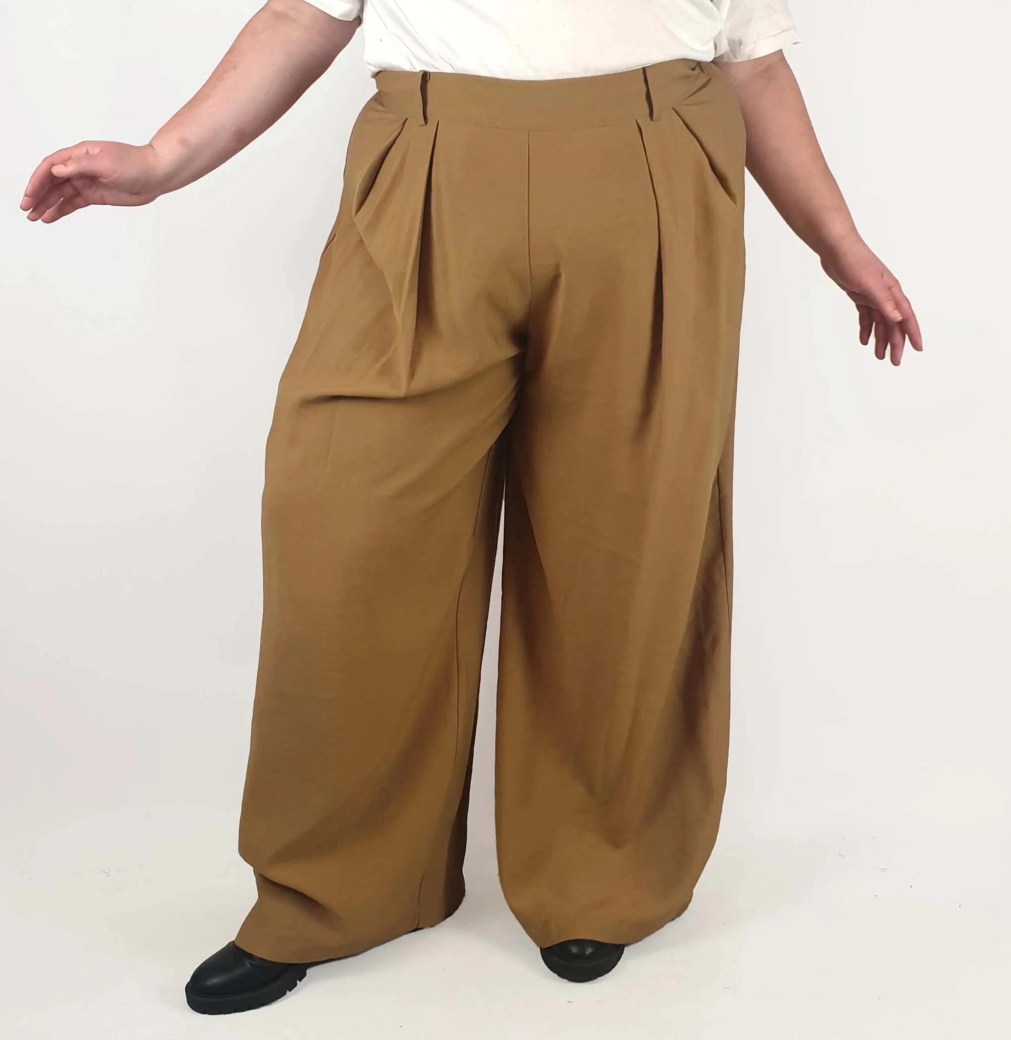 Cider tan brown wide leg pants size 2XL