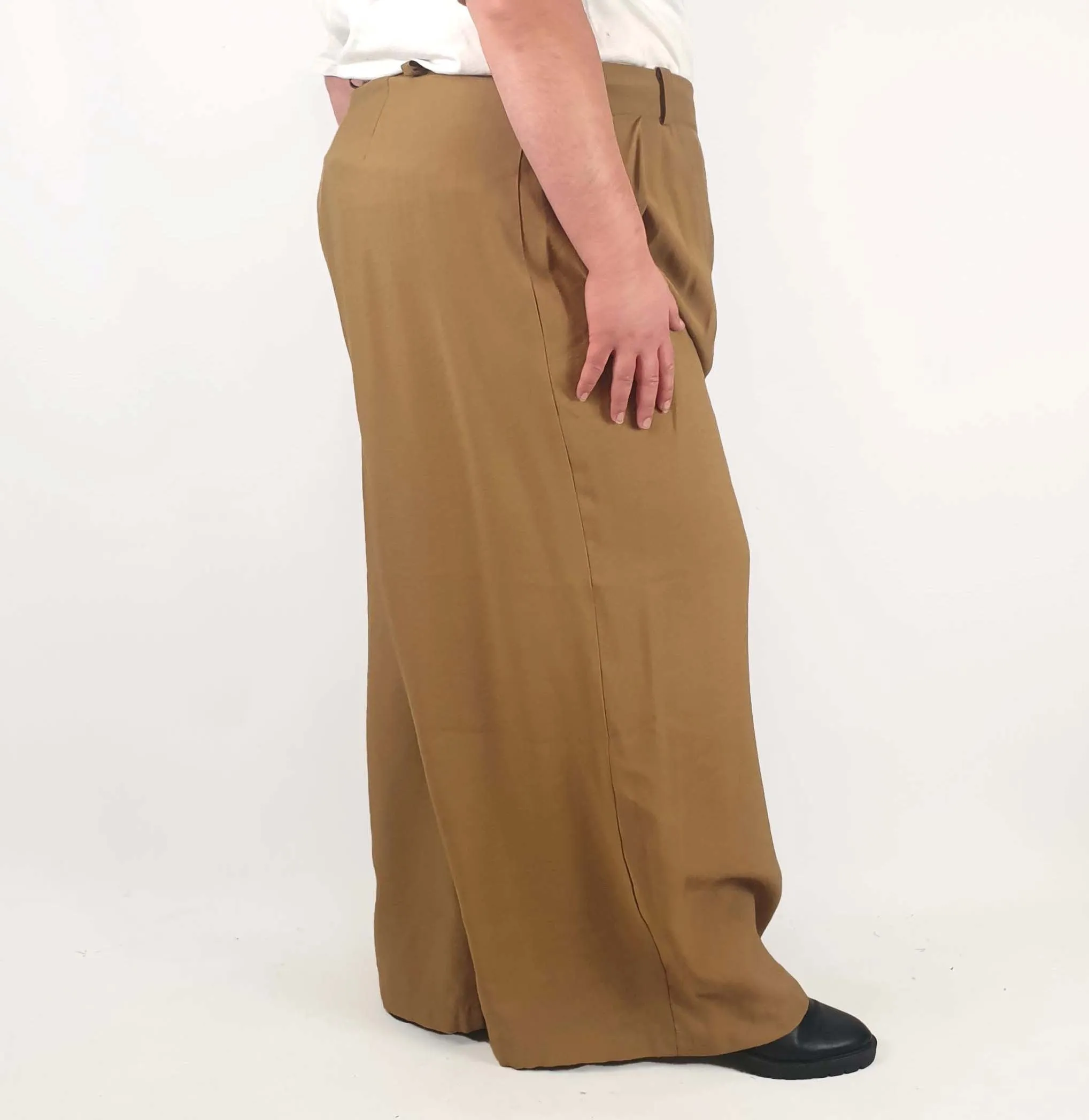 Cider tan brown wide leg pants size 2XL