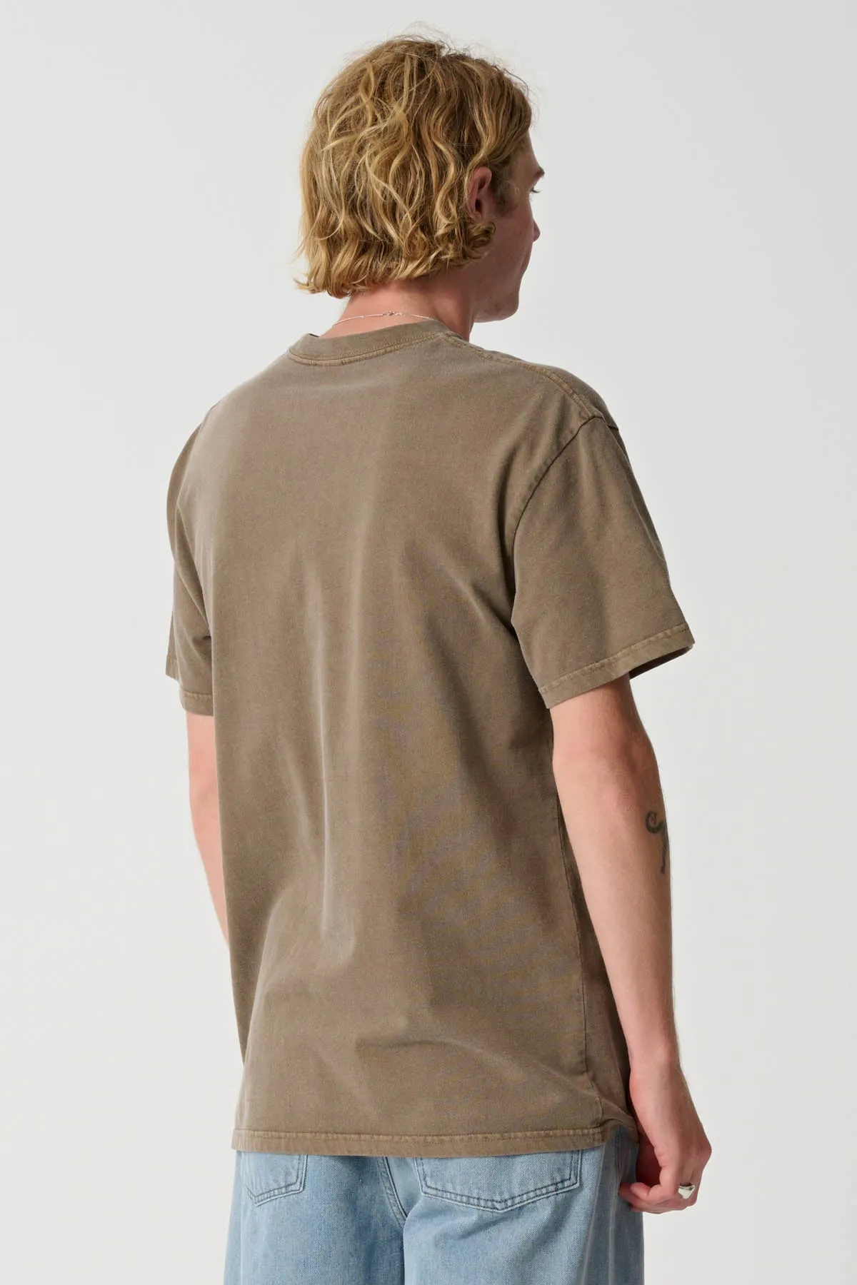 DEAD TO ME TEE - PIGMENT COFFEE