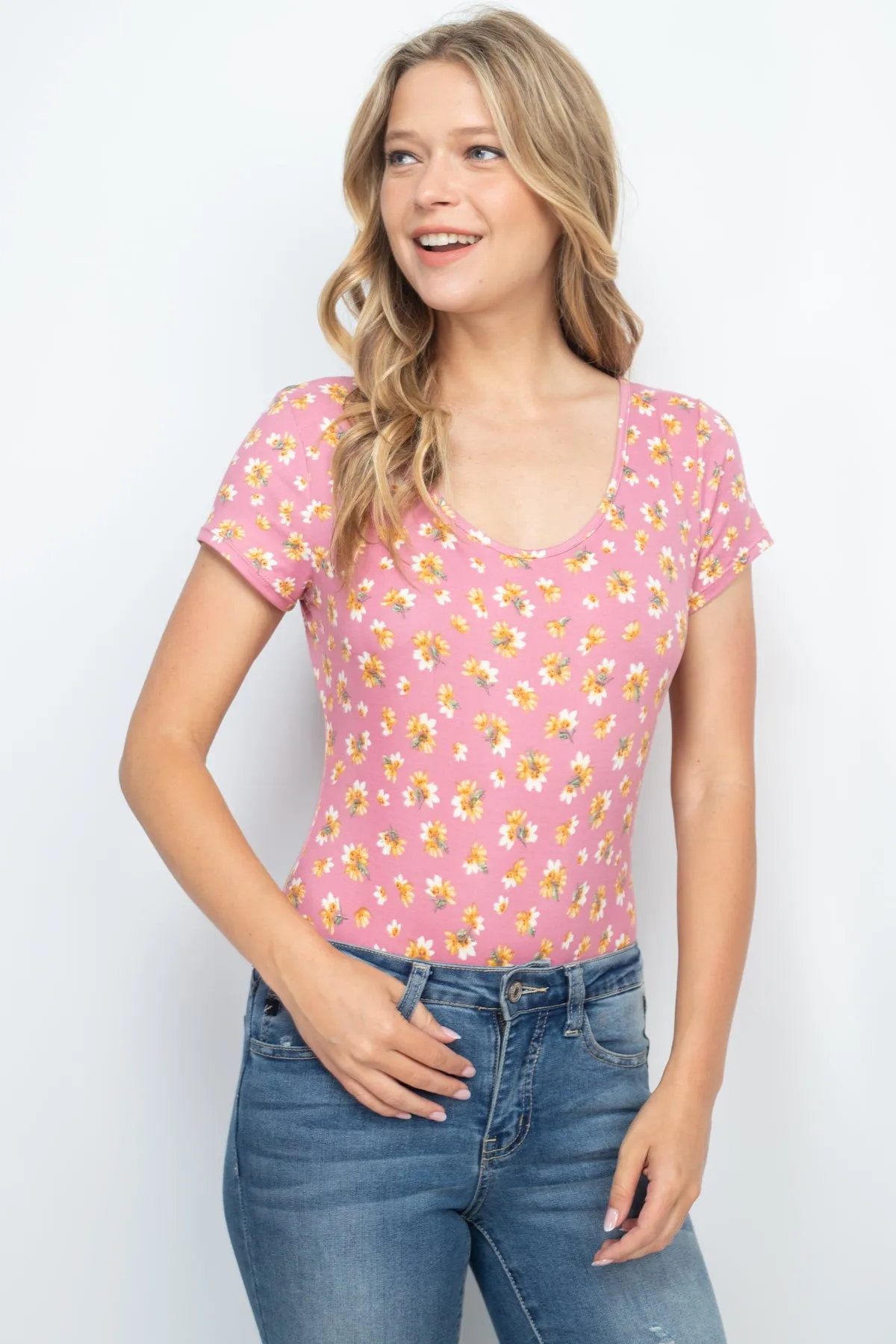 Floral Print Round Neck Bodysuit
