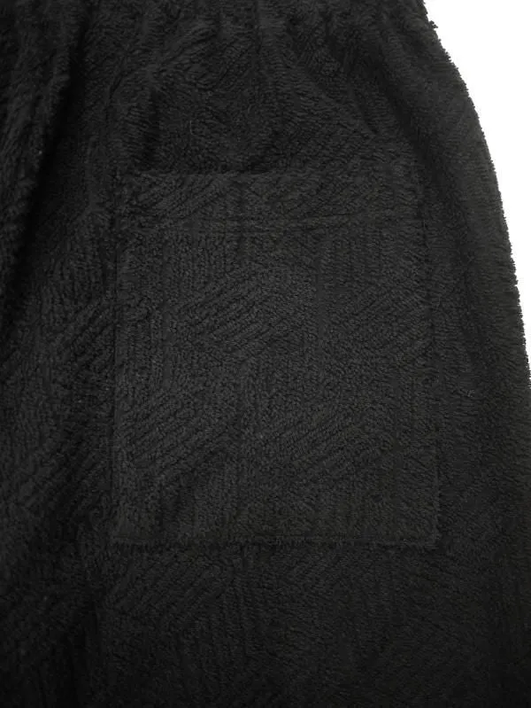 GEOMETRIC PILE WIDE SHORTS