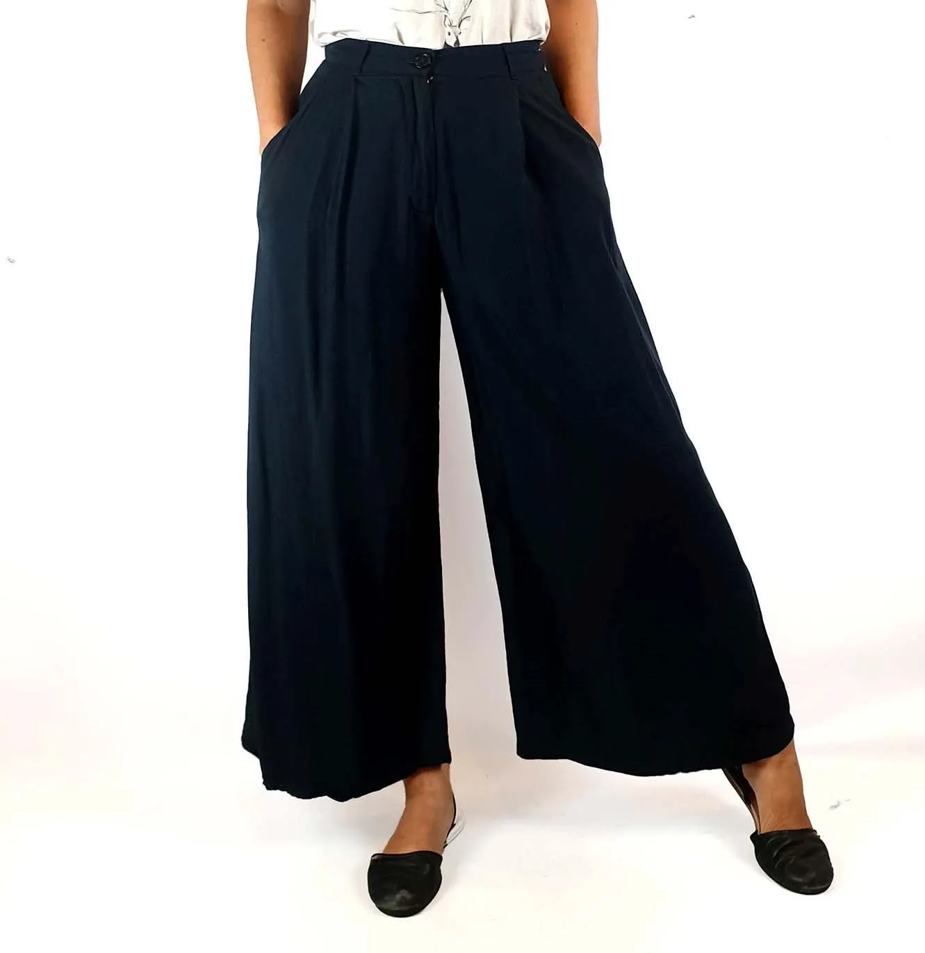 Handsom navy wide leg pants size 8