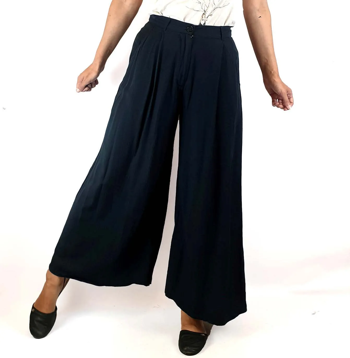 Handsom navy wide leg pants size 8