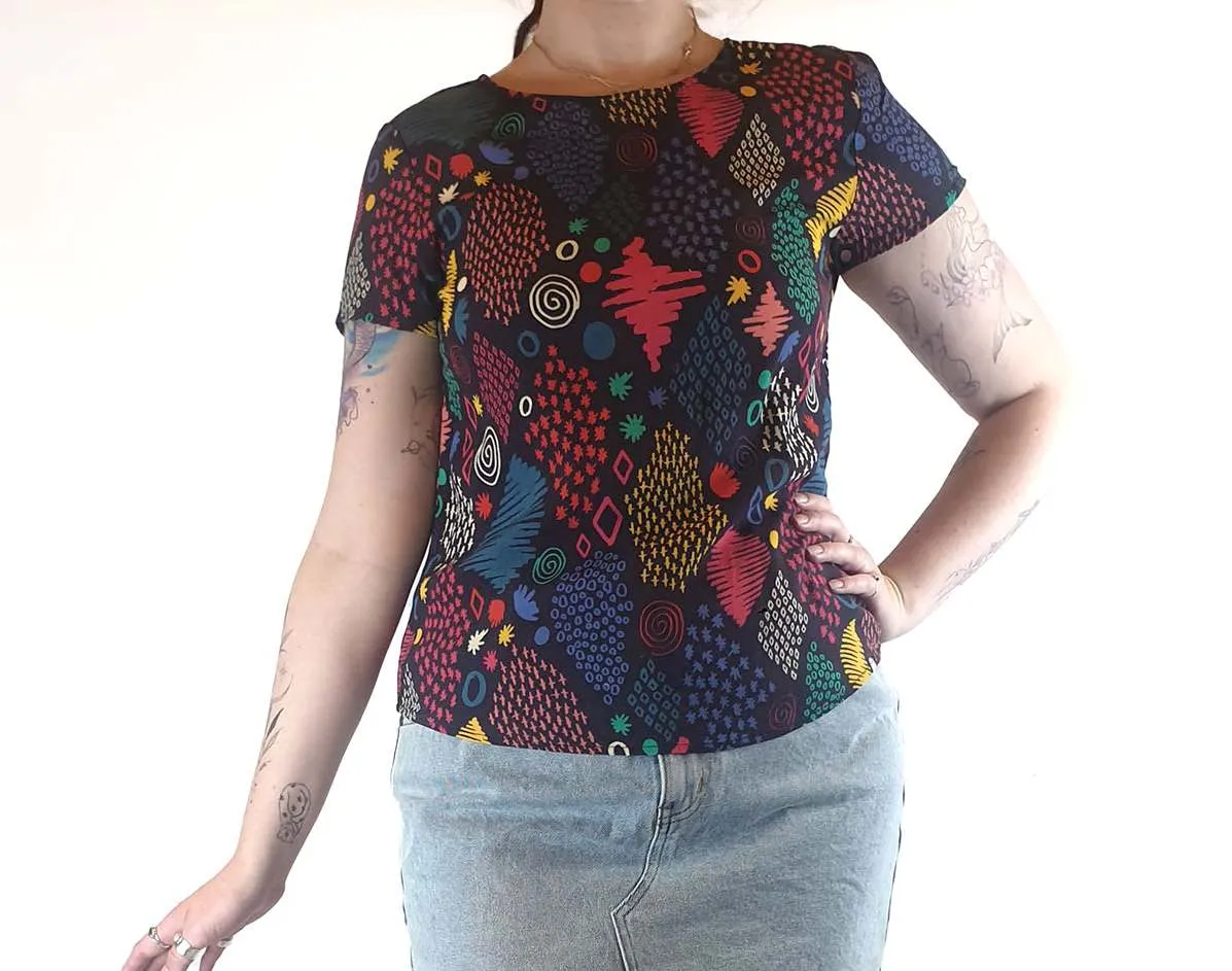 Harvest Lane colourful tee shirt size M / AU12