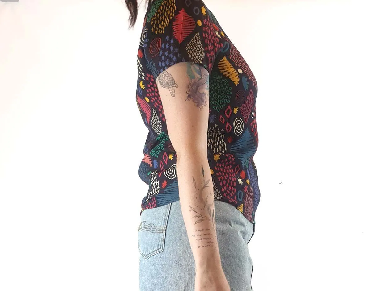 Harvest Lane colourful tee shirt size M / AU12