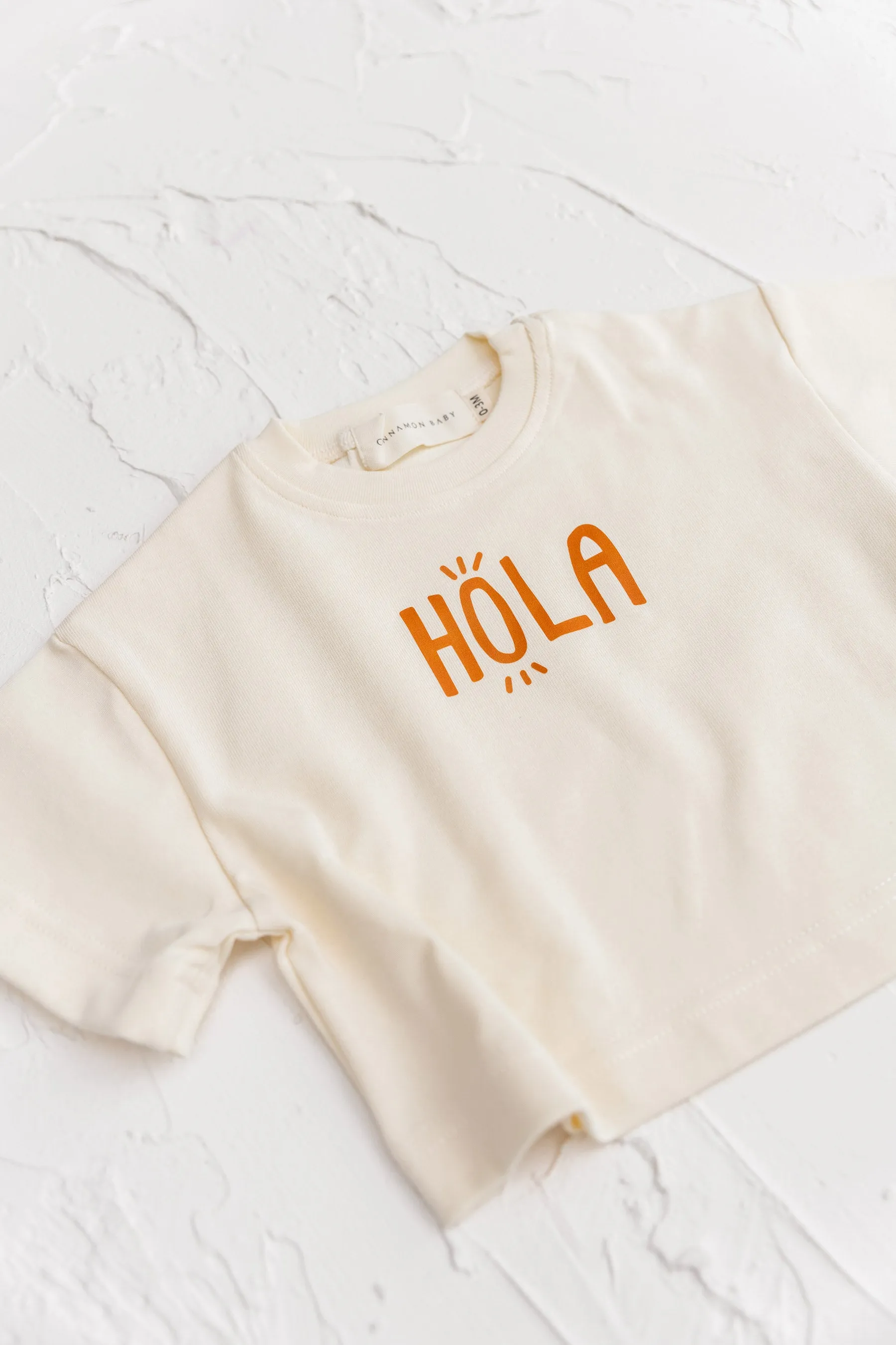 Hola Tee