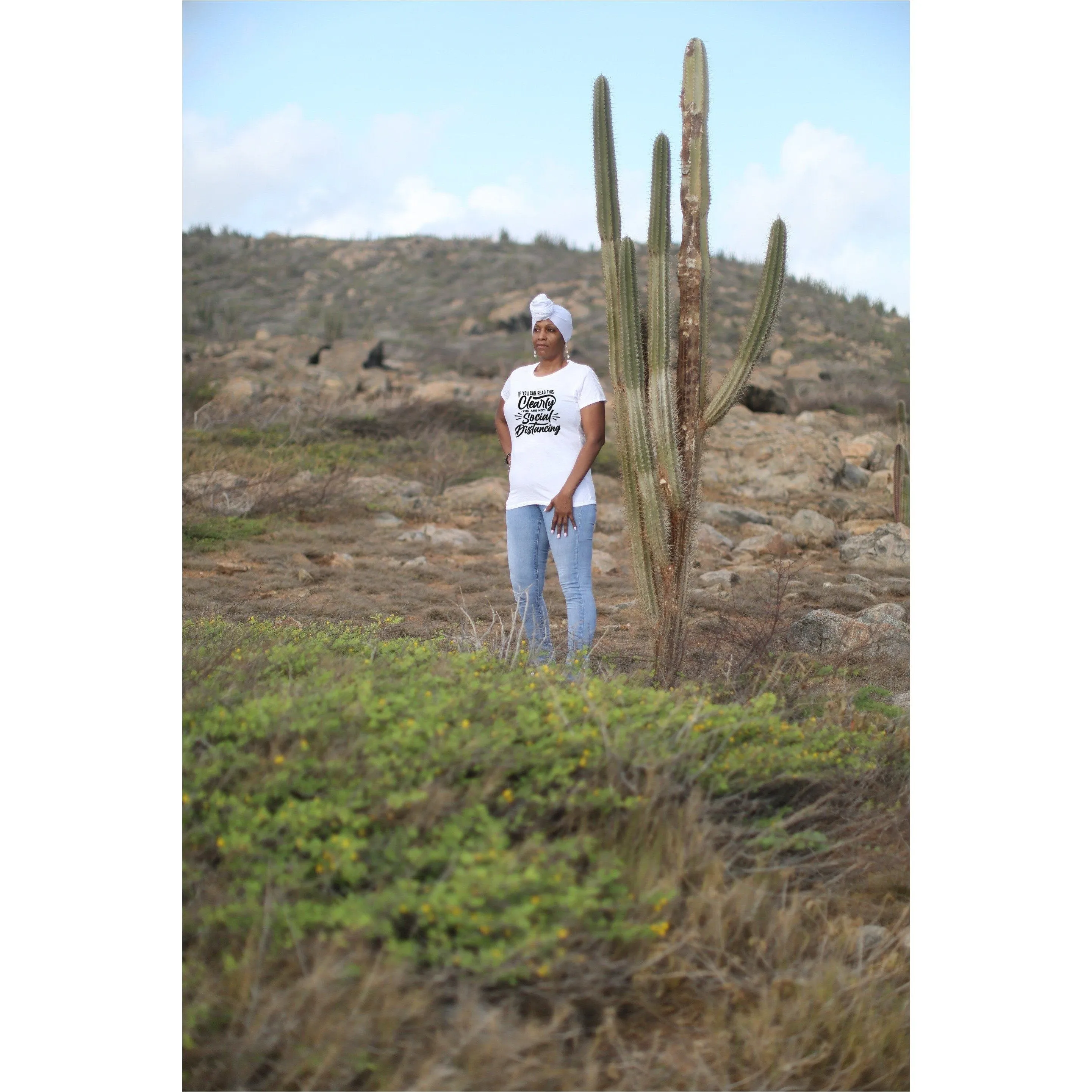If You Can Read This Clearly You Are Not Social Distancing Unisex T-Shirt
