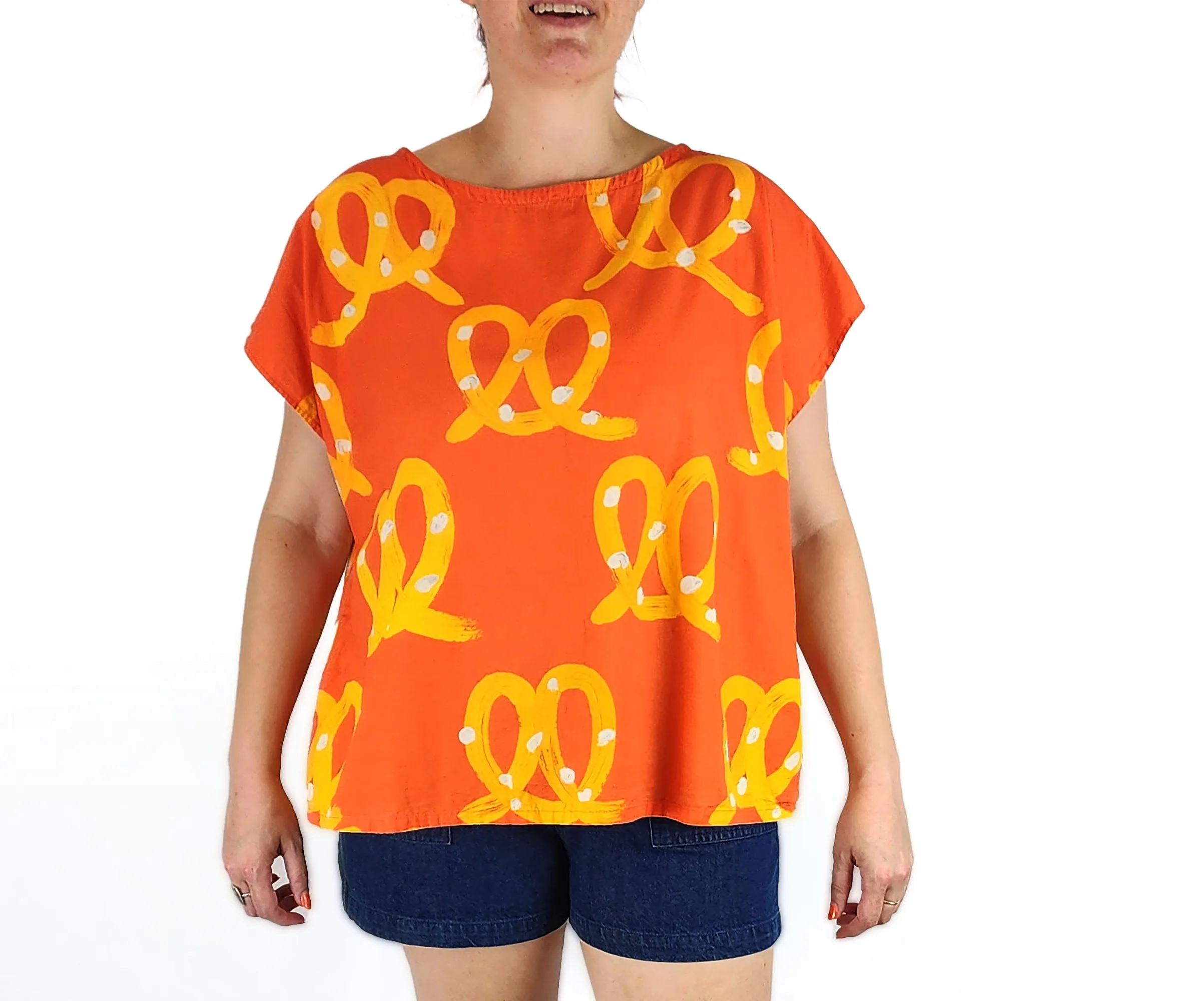 Kablooie orange pretzel top size 16