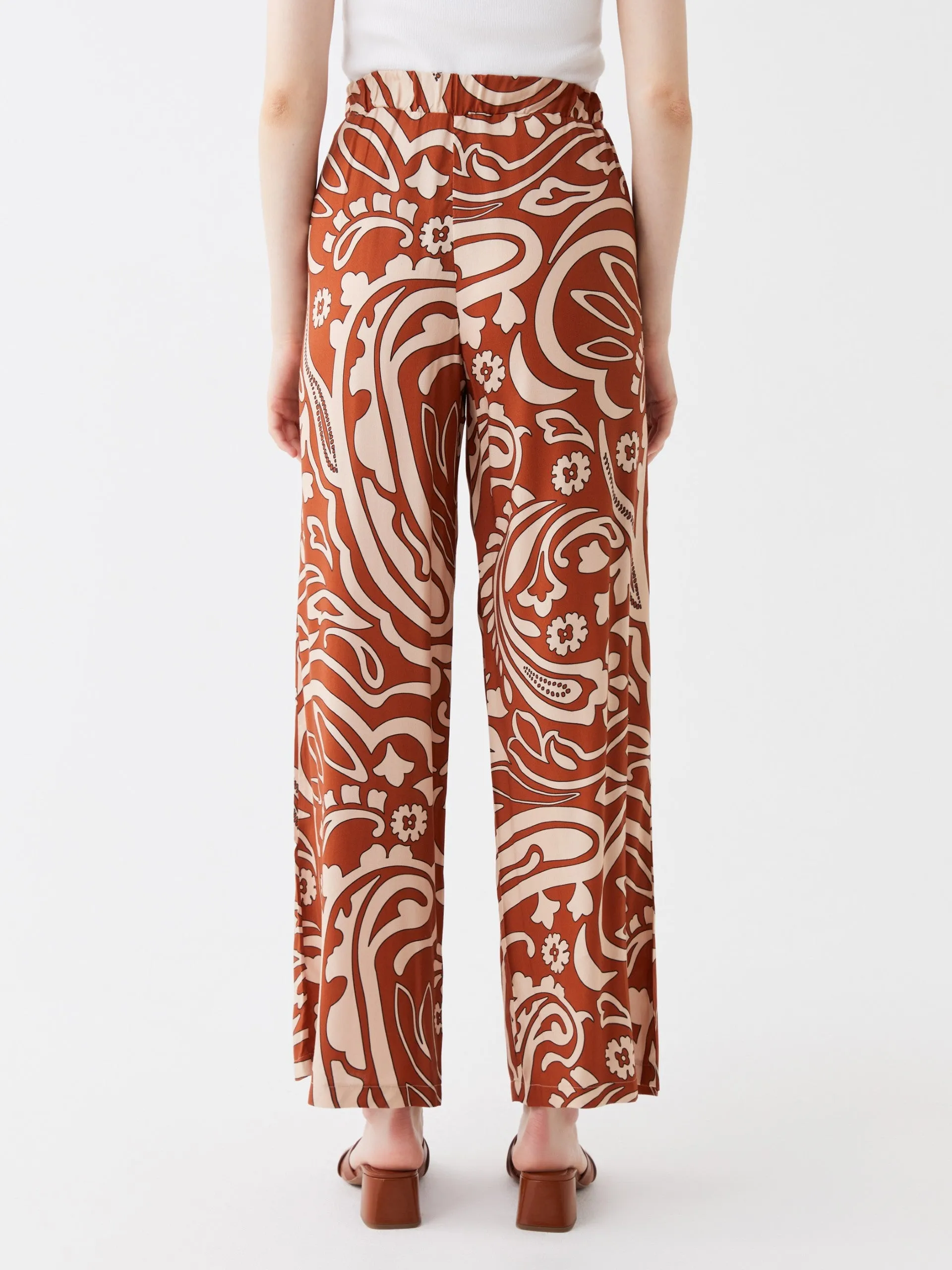 Lcw Modest Wide Leg Women Pants With Elastic Waist Pattern