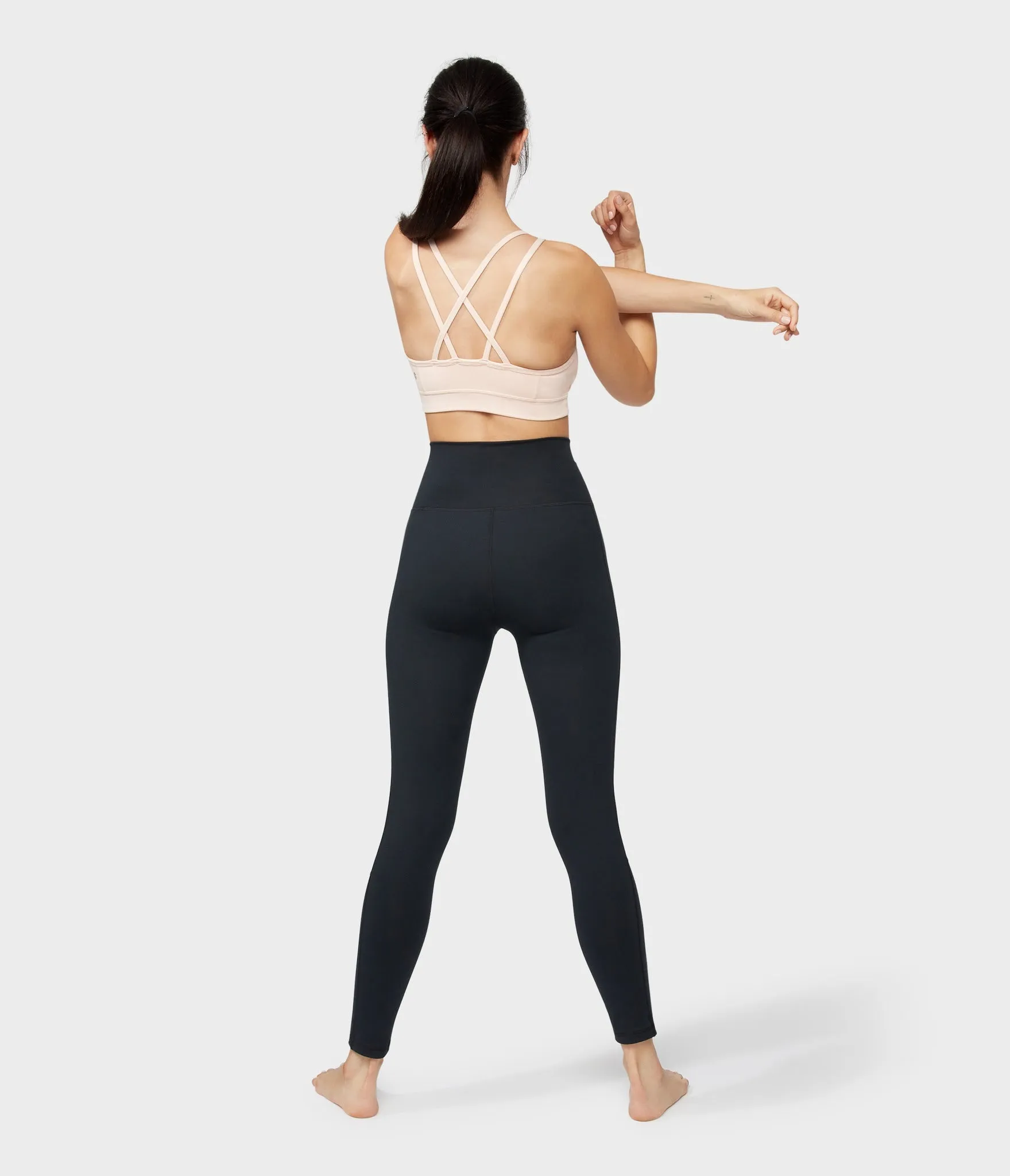 Manduka Apparel - Women's Essential Ankle Legging - Black-2
