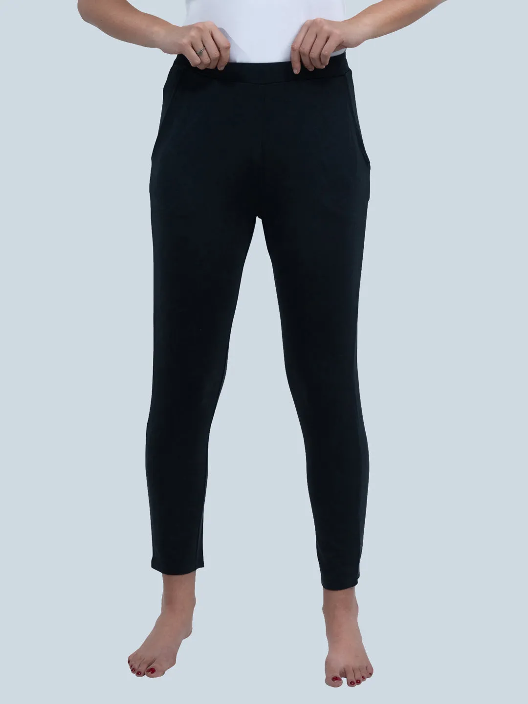 Mid Rise Ankle Length Supersoft Lounge Pants with Pockets