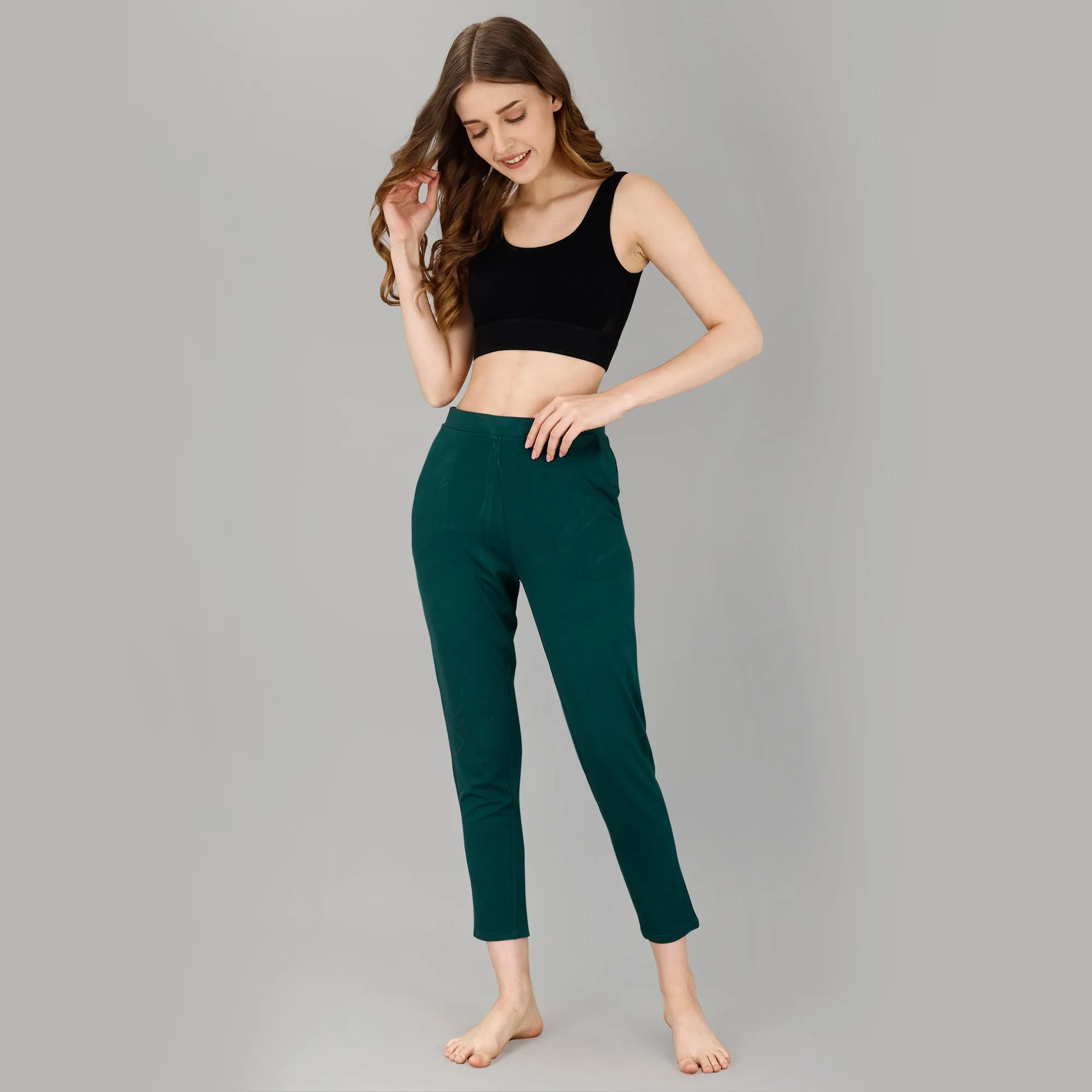 Mid Rise Ankle Length Supersoft Lounge Pants with Pockets
