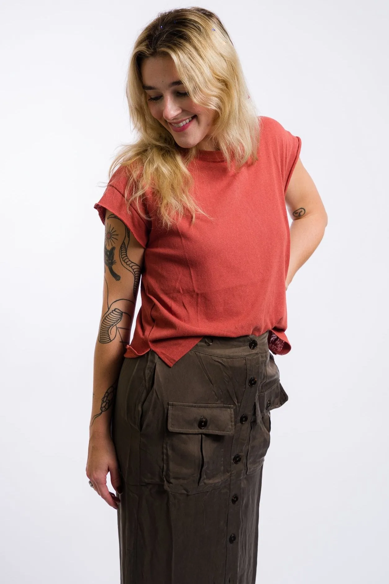 Miou Muse Light Weight Tee Shirts - Brick