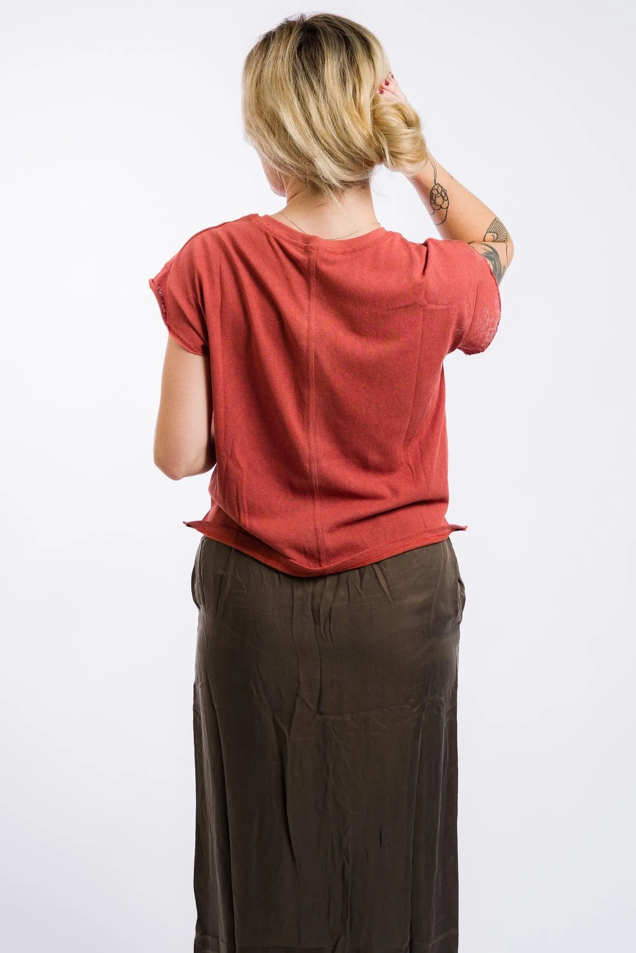 Miou Muse Light Weight Tee Shirts - Brick