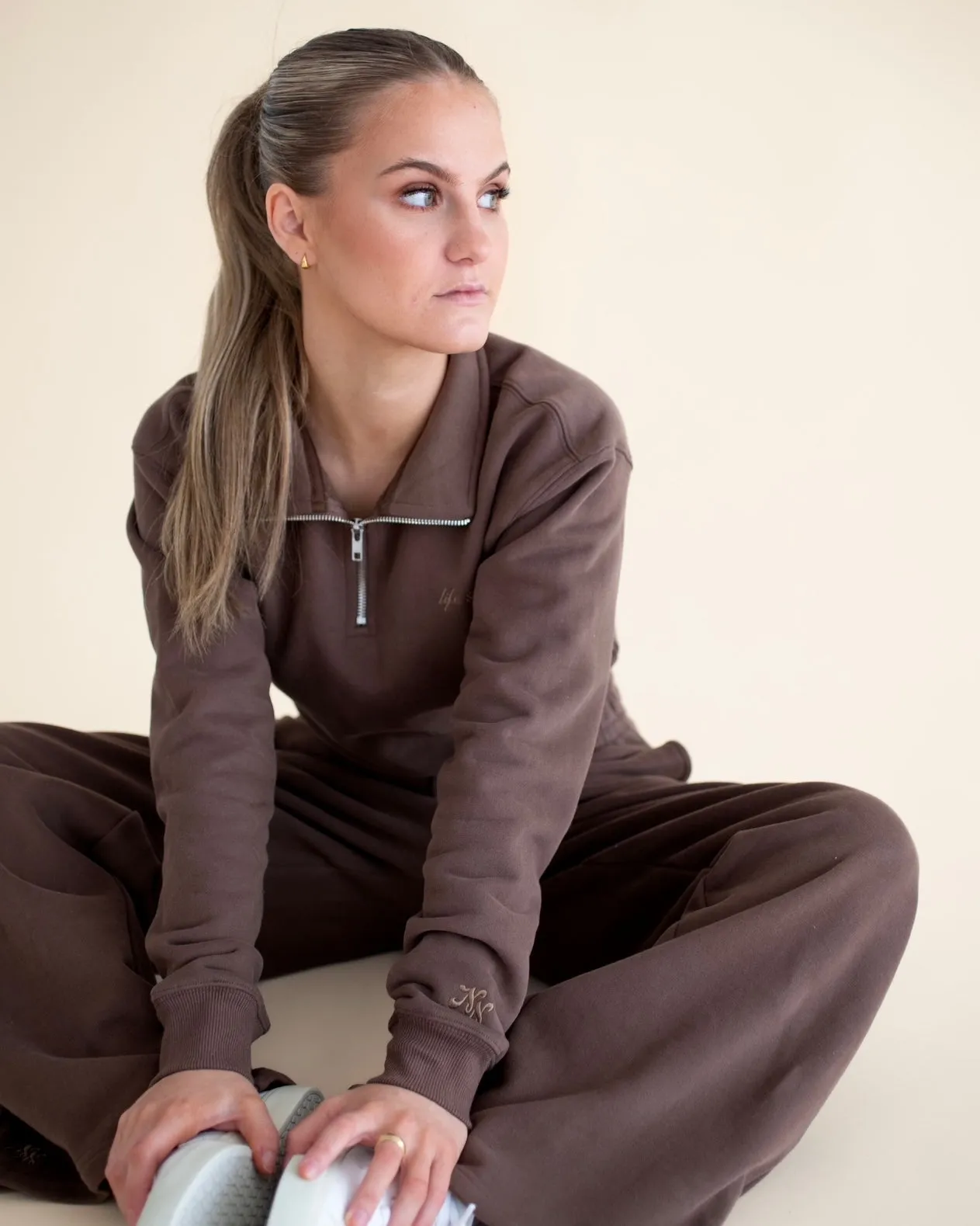 neutral pant - mocha