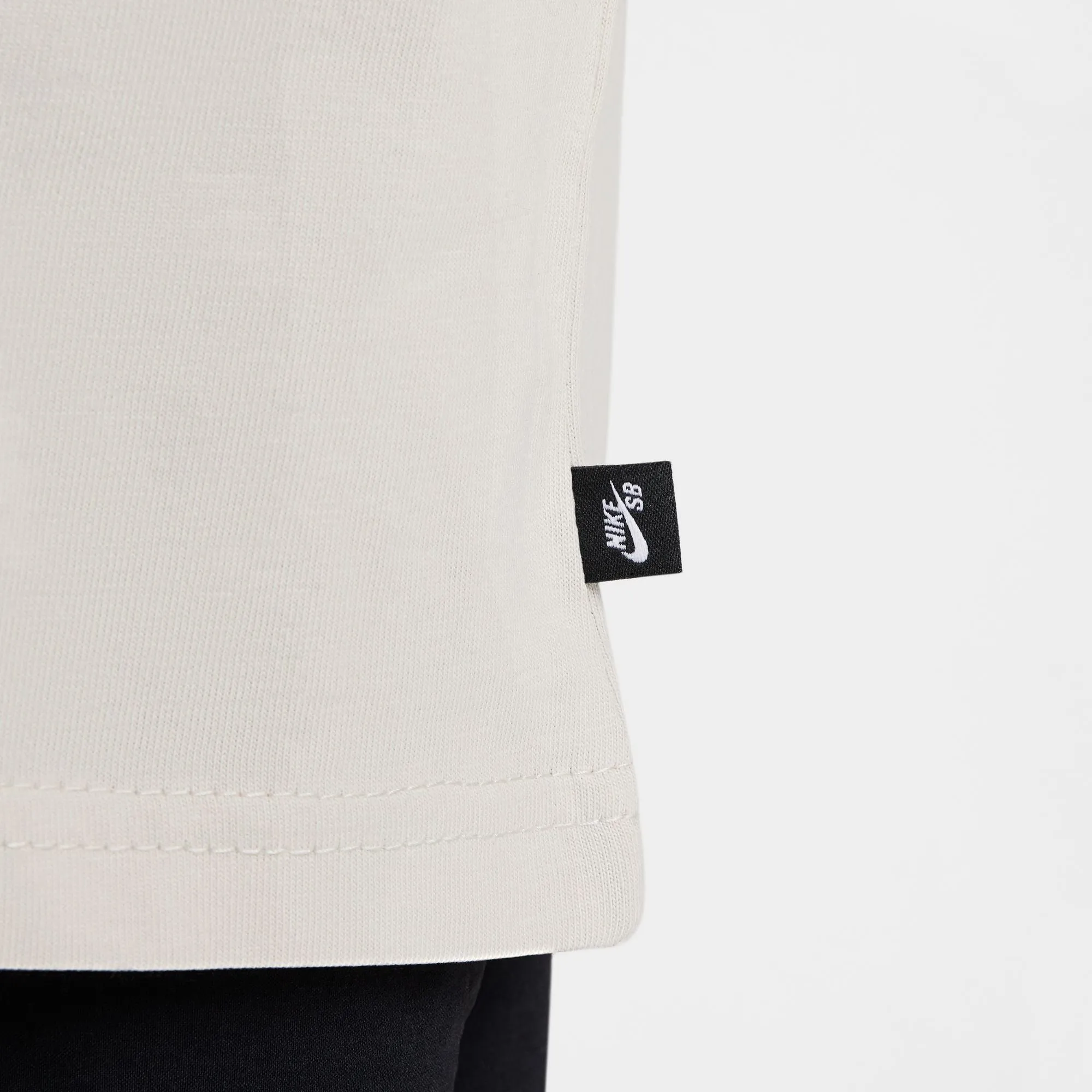 Nike SB M90 Elephant Skate Tee - Light Bone
