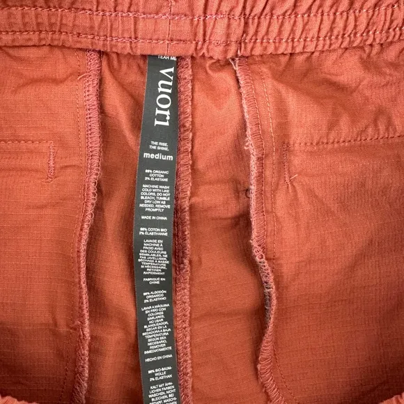 NWOT Vuori Ripstop Shorts, size M