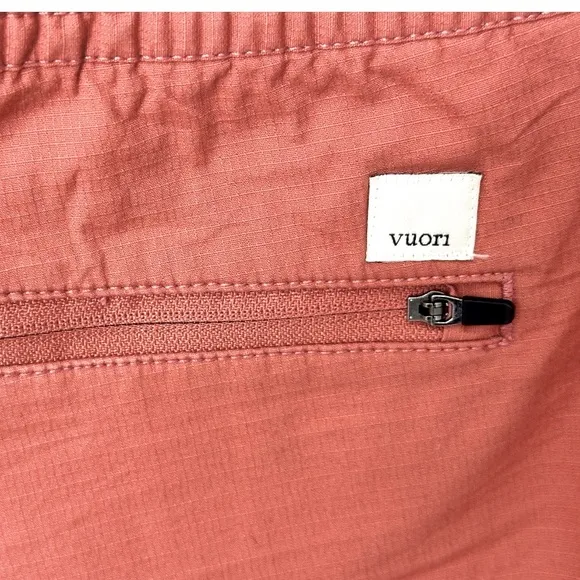 NWOT Vuori Ripstop Shorts, size M