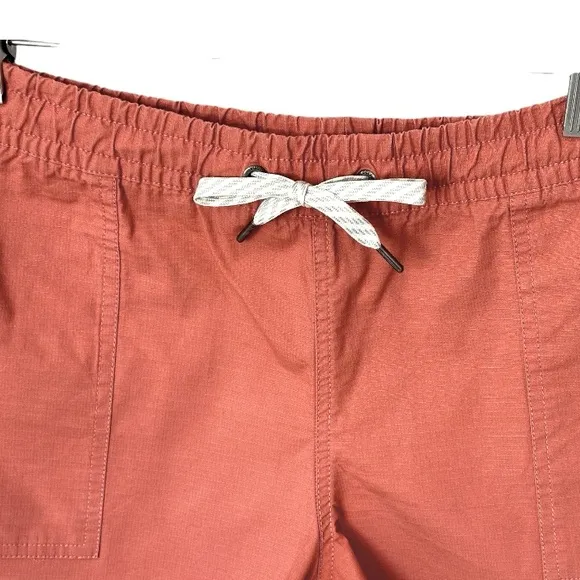 NWOT Vuori Ripstop Shorts, size M