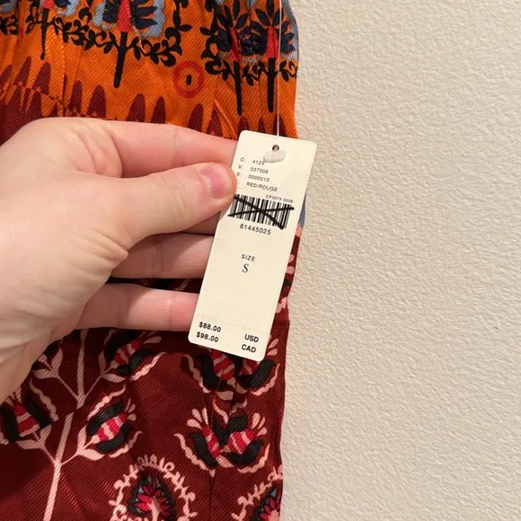 NWT Anthropologie ruched wide leg shorts women's small red