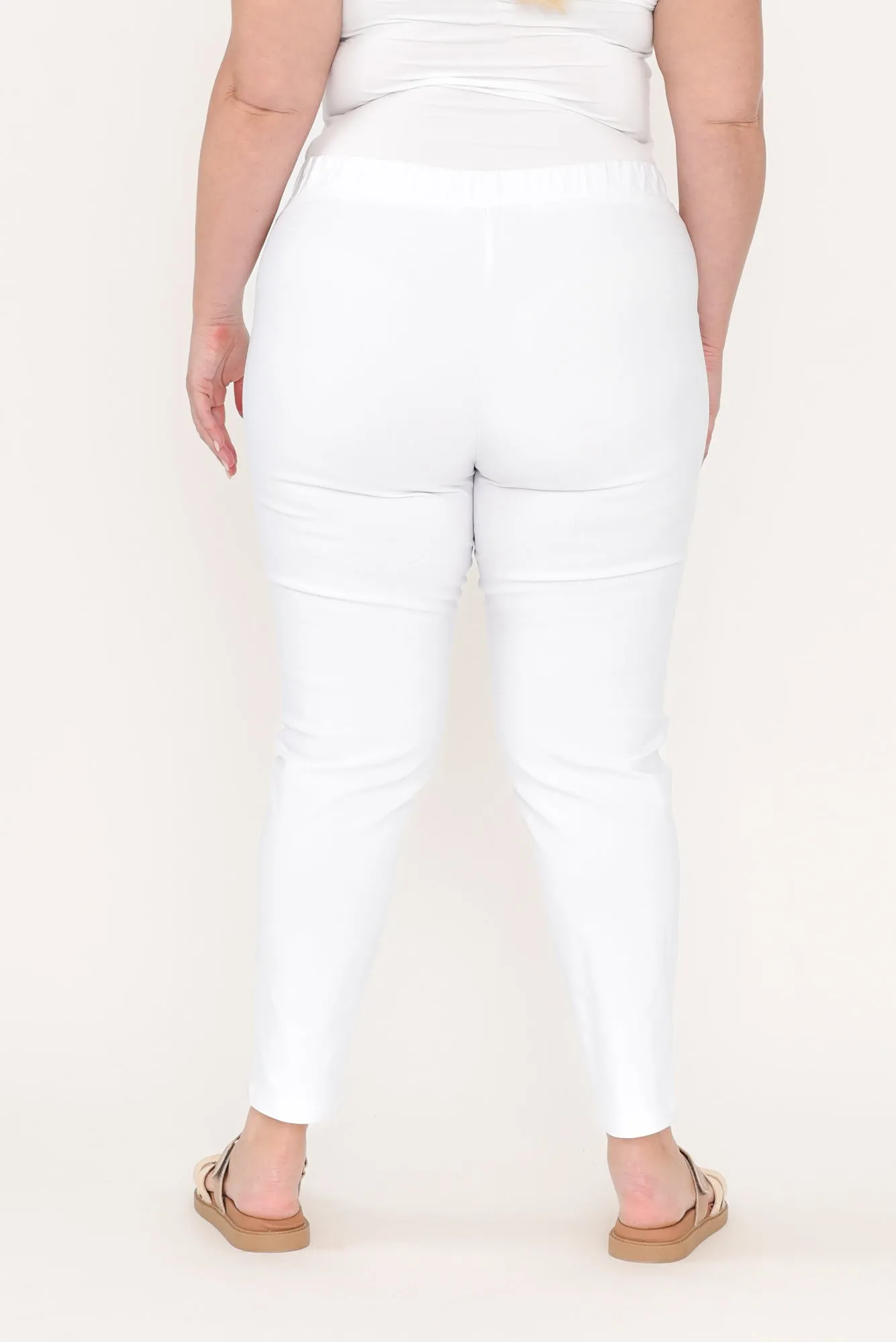 Olympia White Straight 7/8 Pants