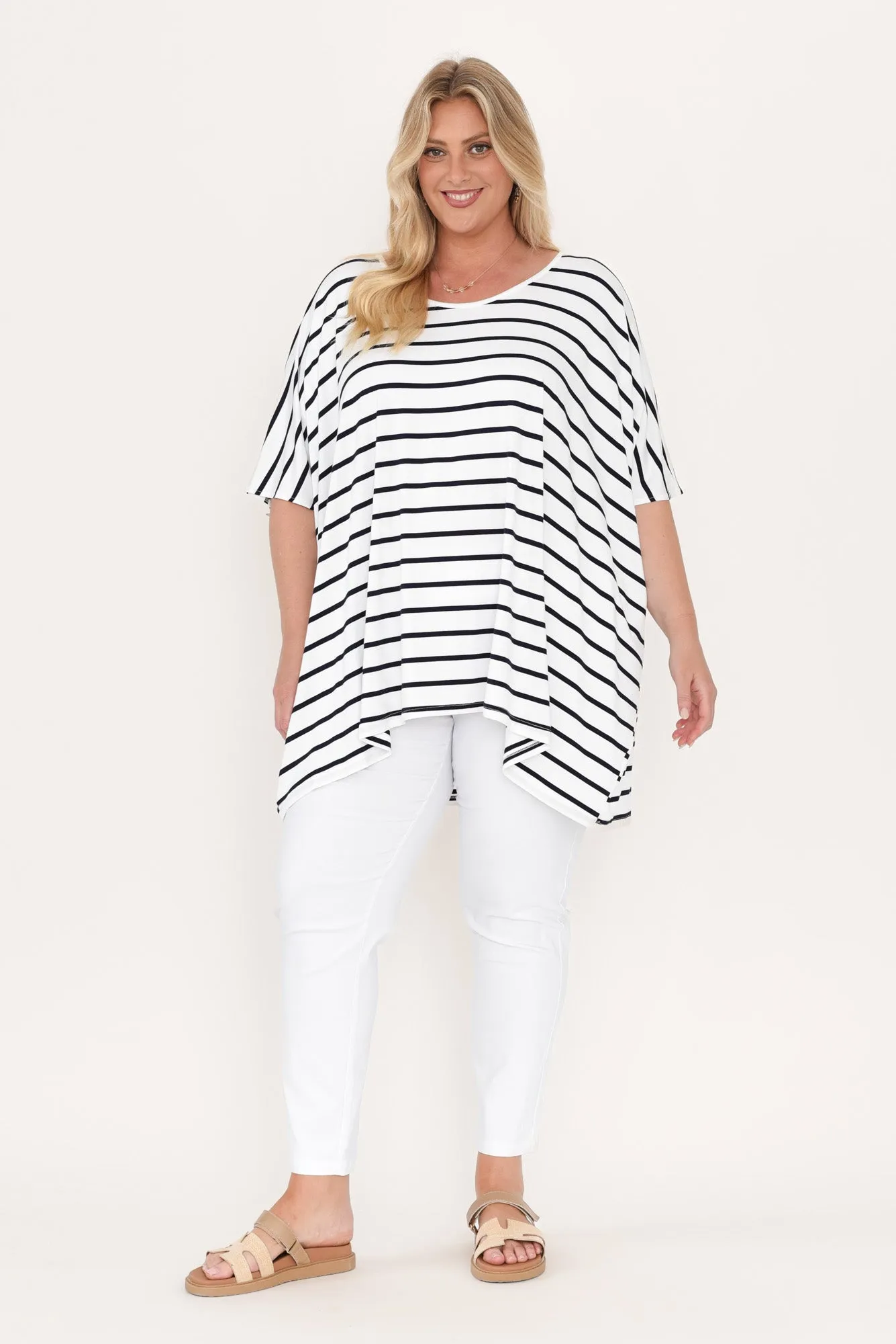 Olympia White Straight 7/8 Pants