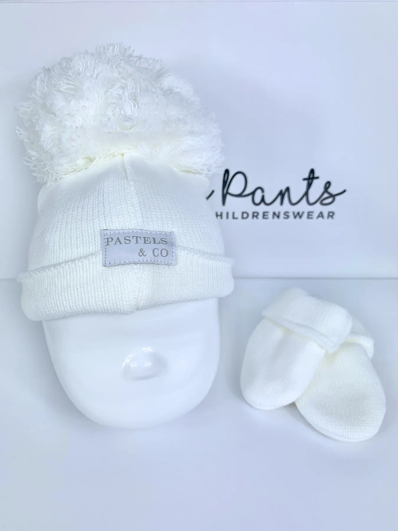 Pastels & Co Baby Hat & Mittens Set