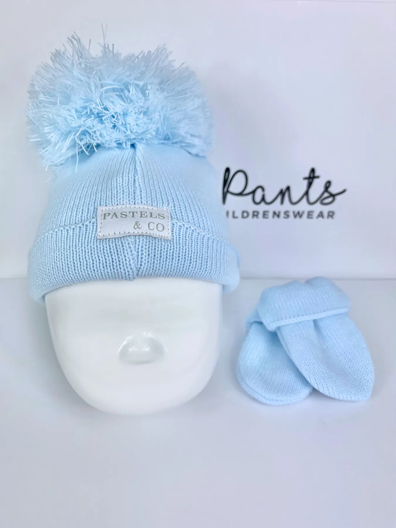 Pastels & Co Baby Hat & Mittens Set