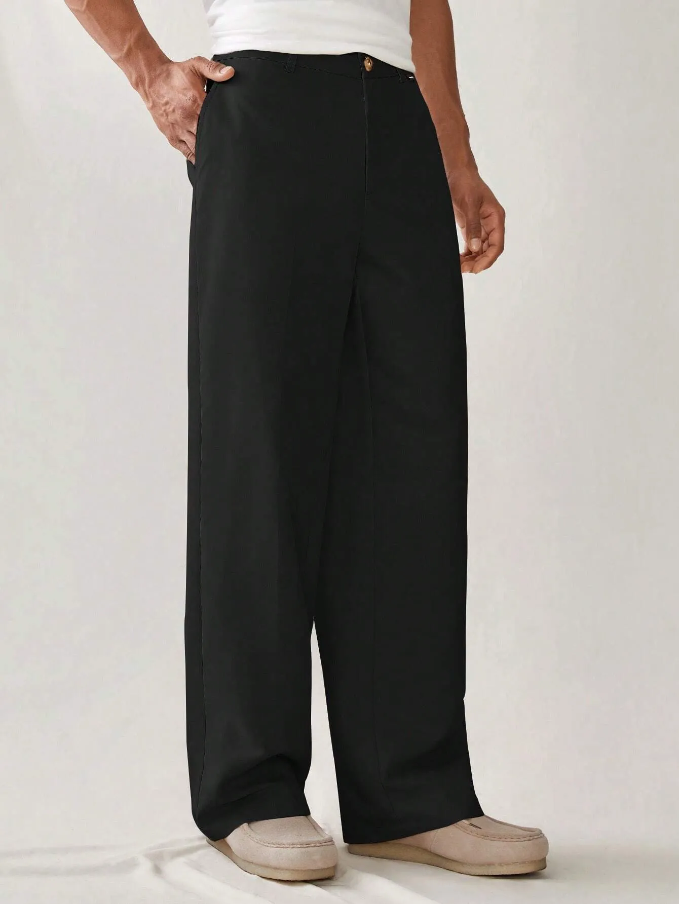 QA UrbanChill Men's Solid Color Simple Daily Woven Casual Pants