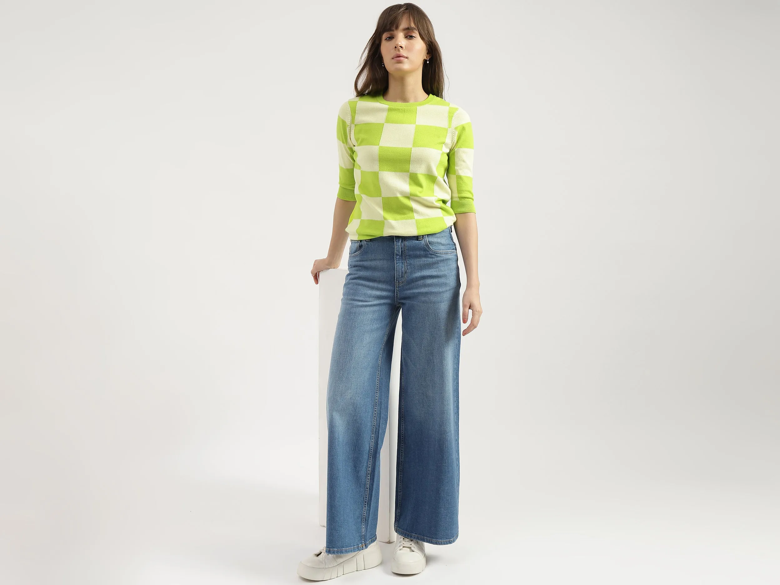 Regular Fit Round Neck Colorblock Tops