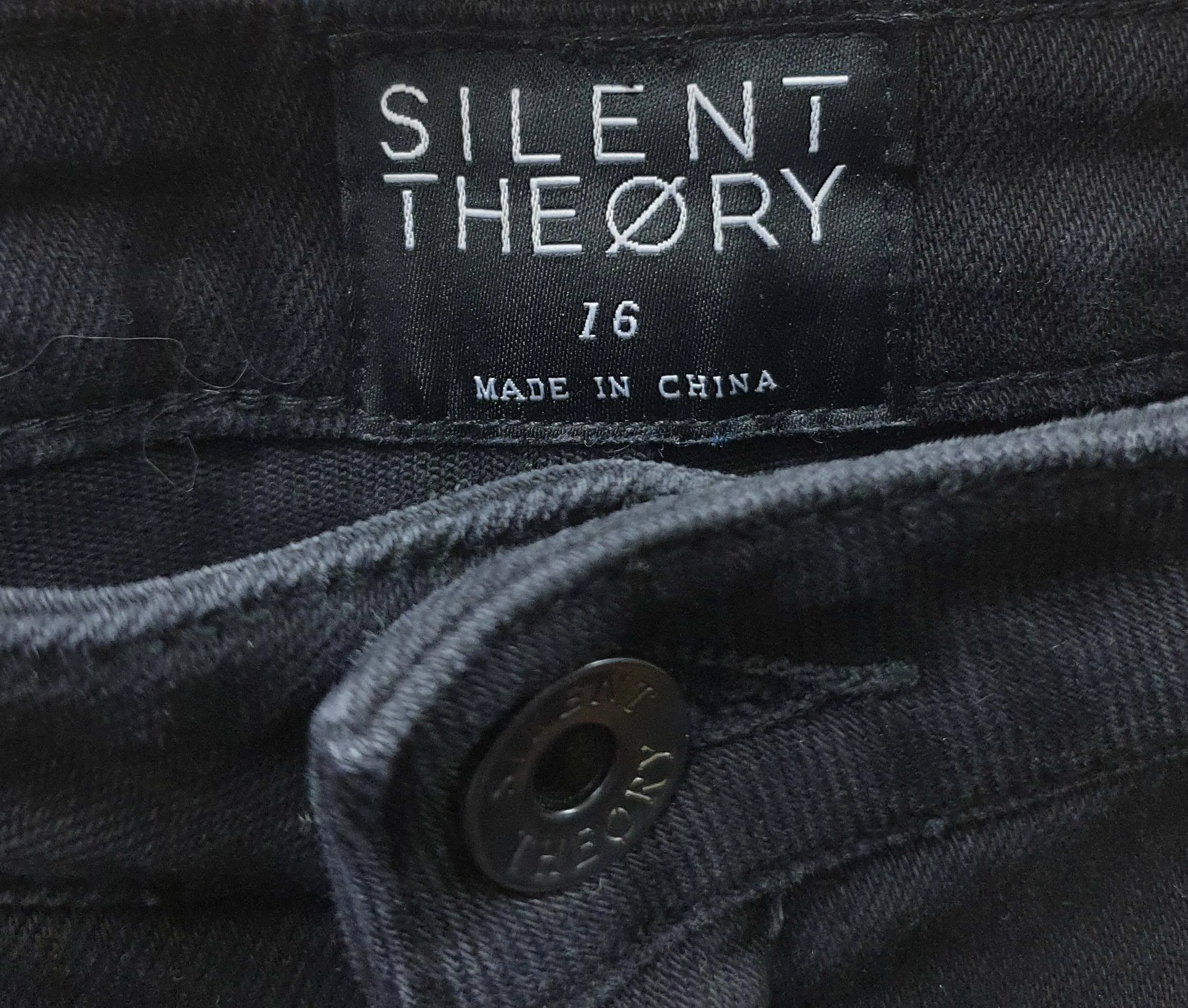 Silent Theory black straight leg jeans size 16 (tiny fit, best fits 12-14)