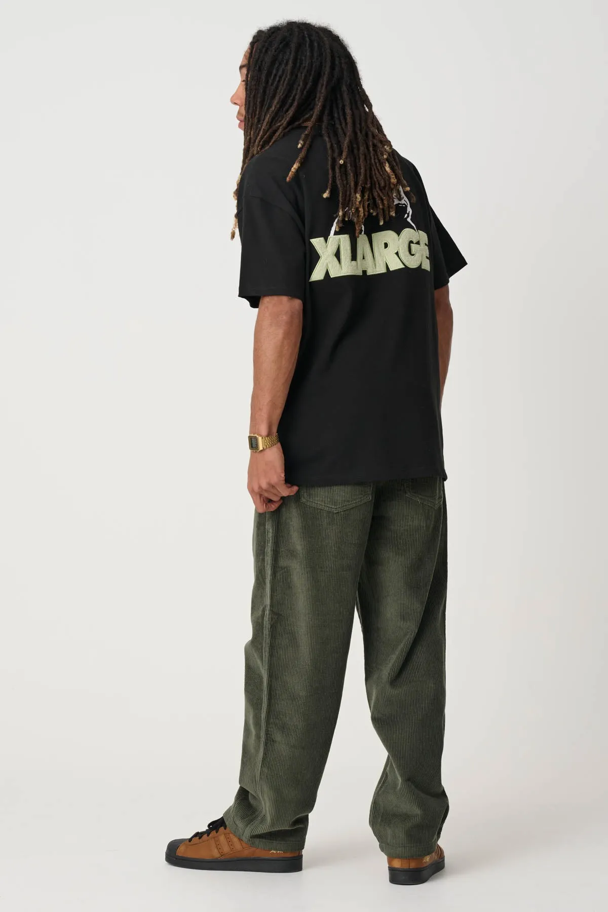 SLANTED CHENILLE TEE - SOLID BLACK