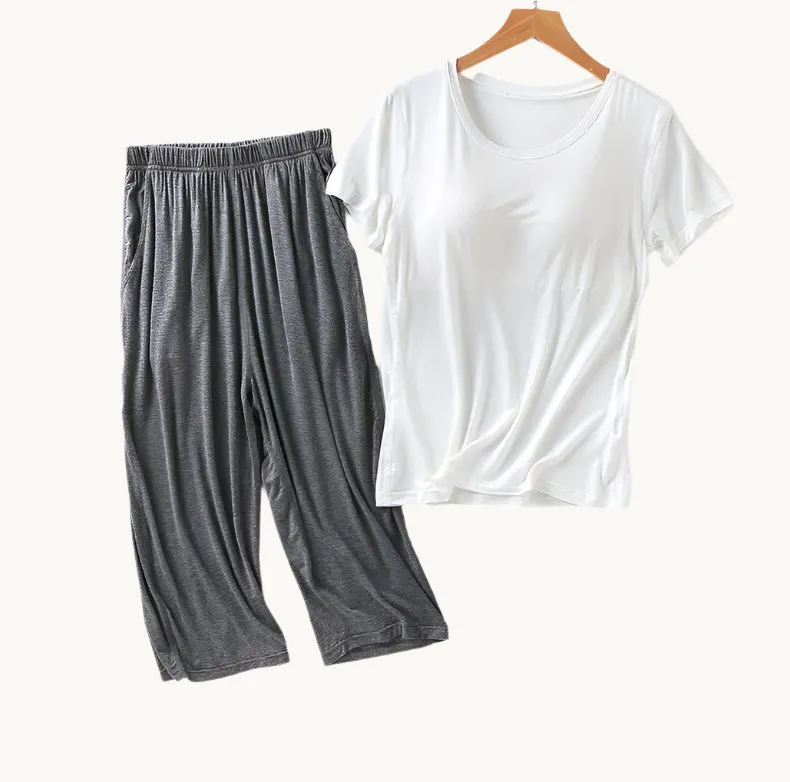 Sustainable Lounge Outfit with Built in bra, 3/4 Pants.