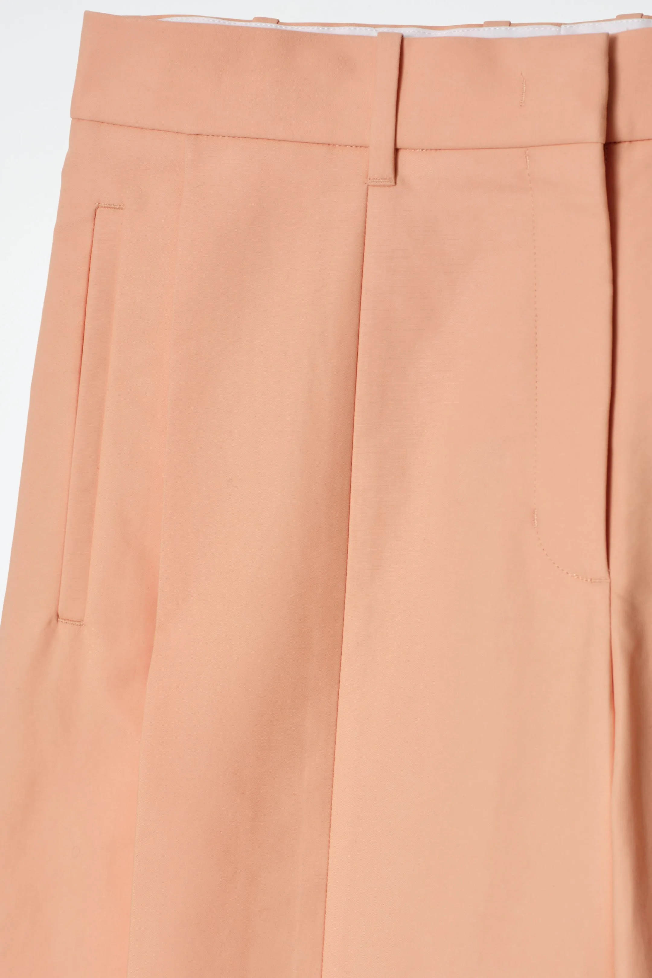 Tailored wide-leg shorts