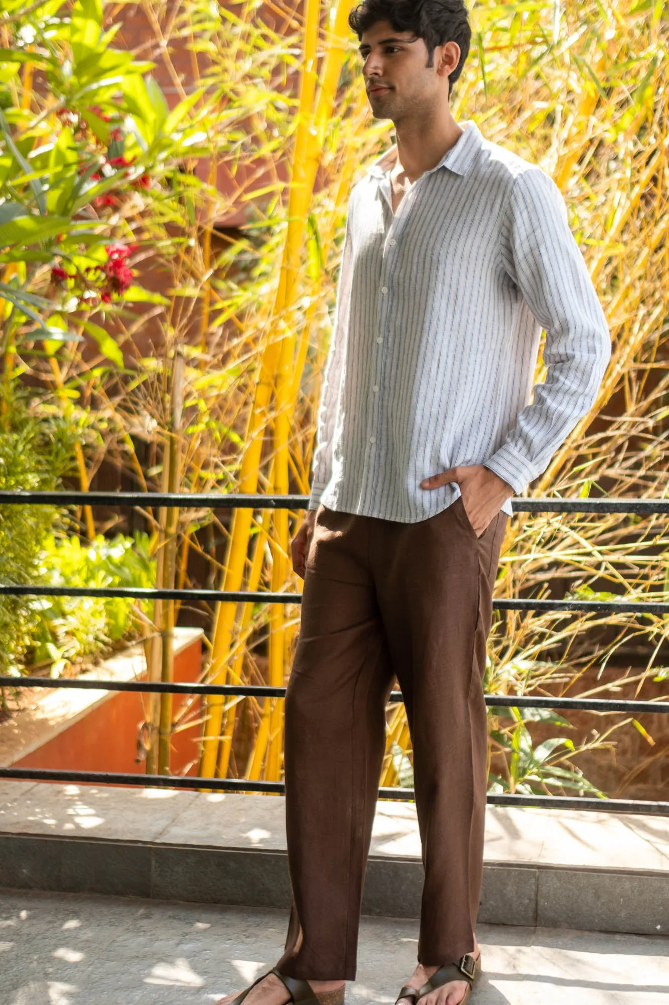 The Linen Pull-up Pants