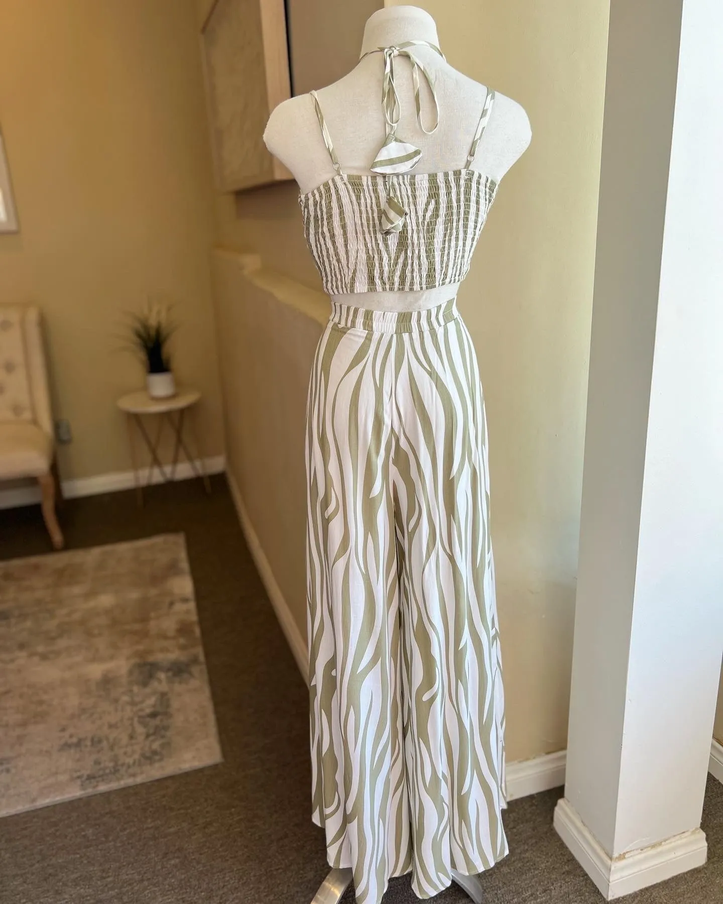Thin Strap Crop Top w/ Long Pants Set