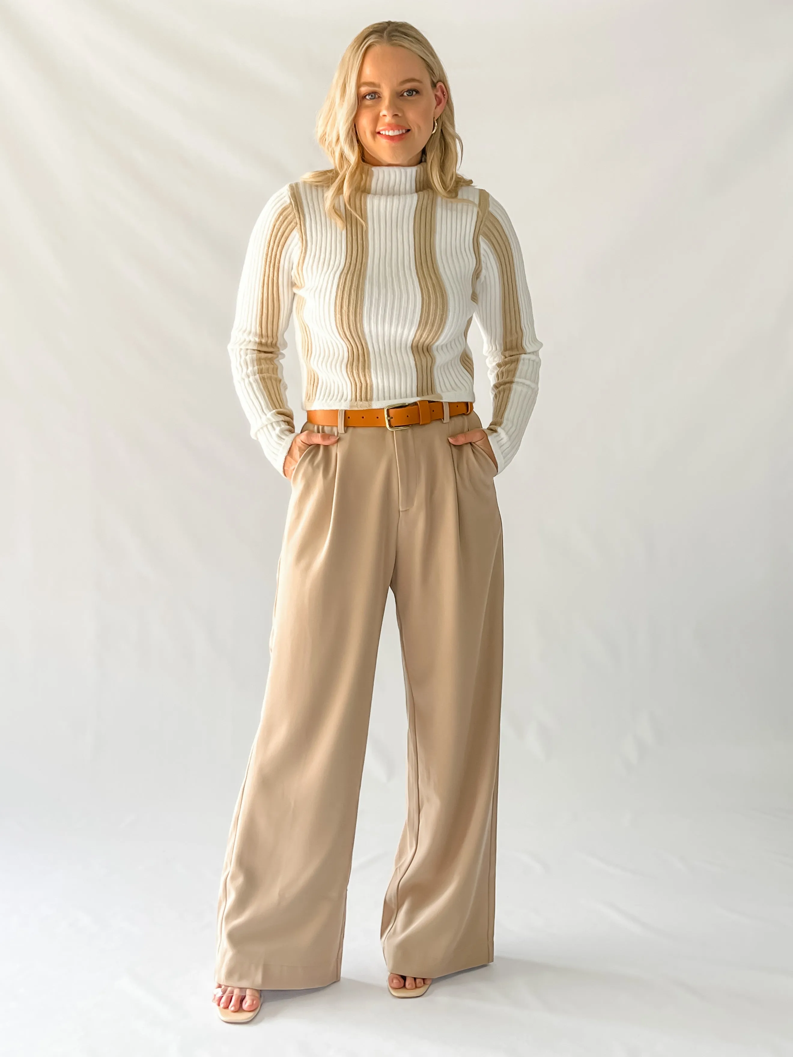 ZAHARA KNIT -  WHITE & BEIGE STRIPE