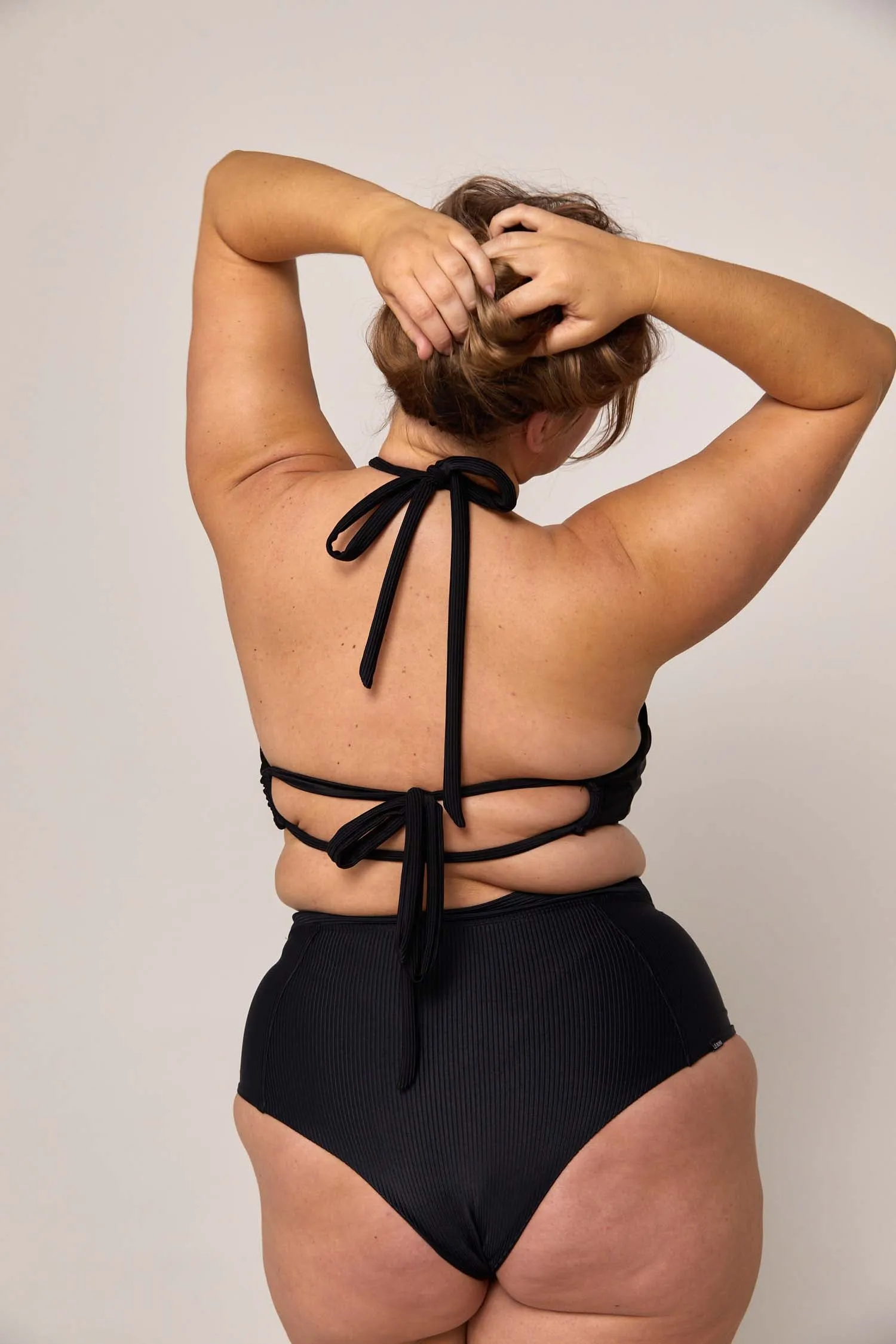 ZARI CHEEKY CUT BIKINI PANT - BLACK (SIZE 6 ONLY)