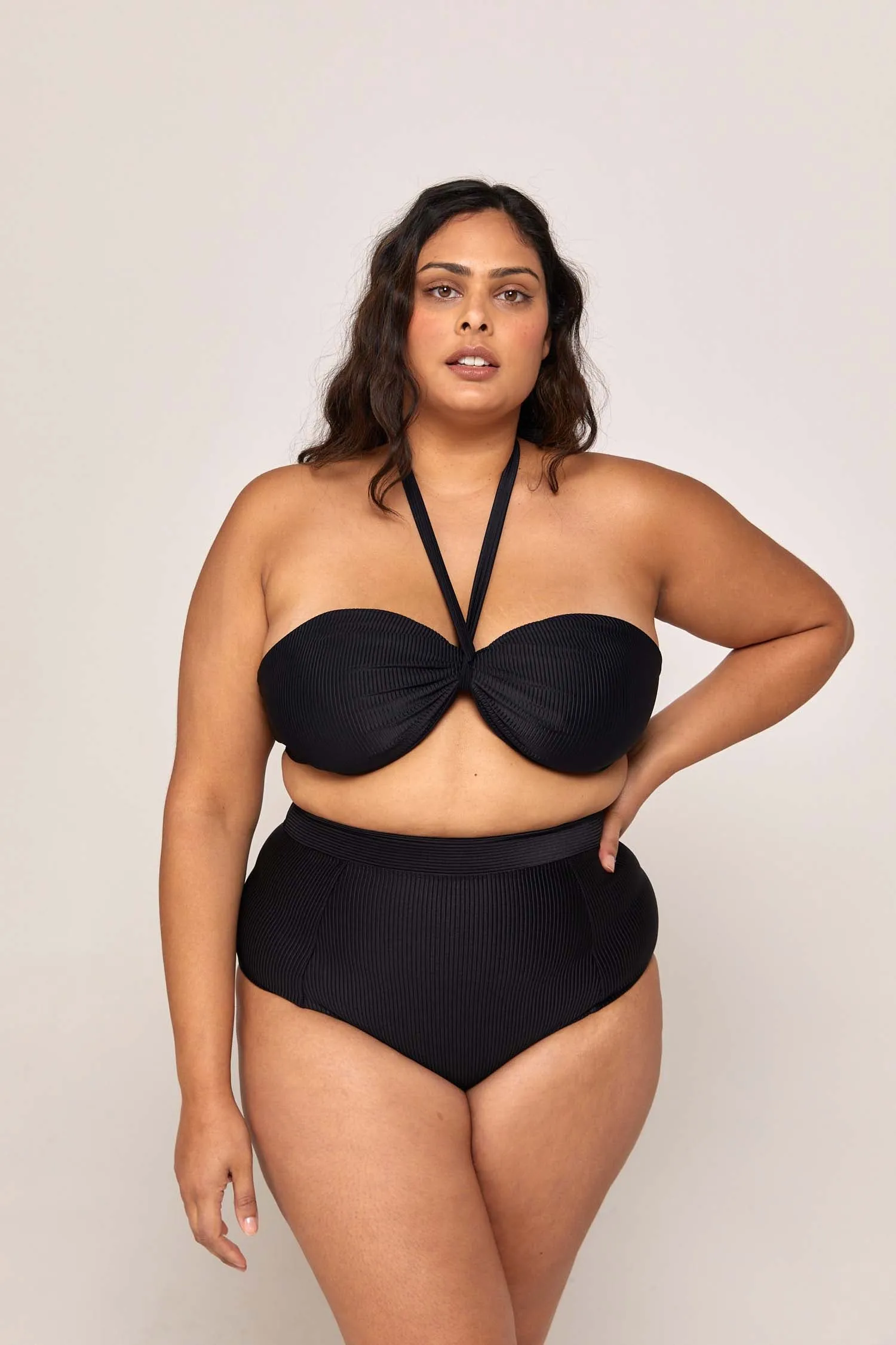 ZARI CHEEKY CUT BIKINI PANT - BLACK (SIZE 6 ONLY)