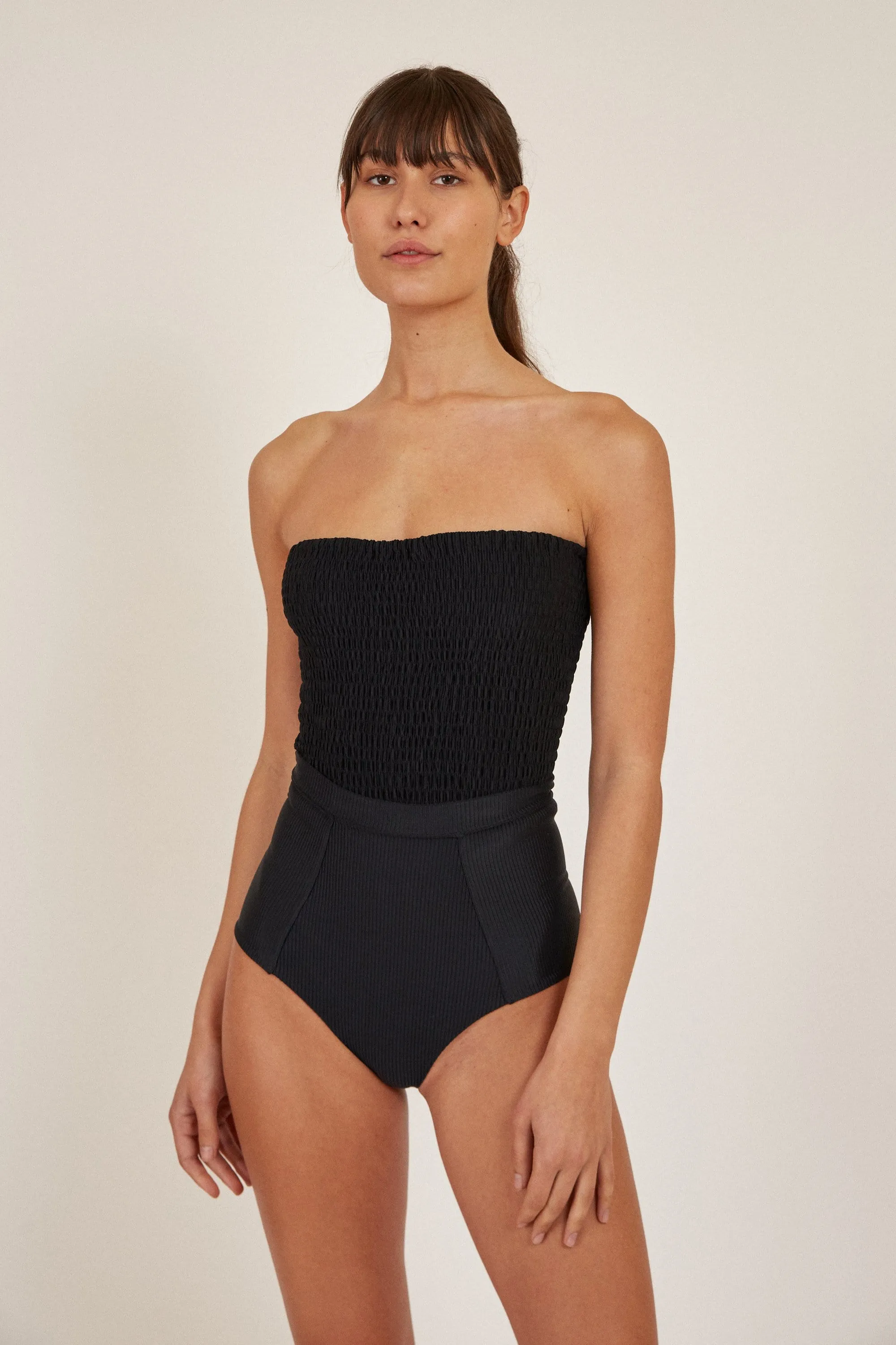 ZARI CHEEKY CUT BIKINI PANT - BLACK (SIZE 6 ONLY)